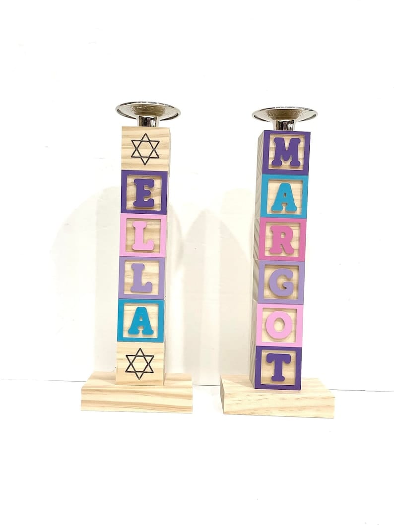 Personalized Name Block Shabbat Candlesticks - (Choice of Colors)、mySite、topwebapps