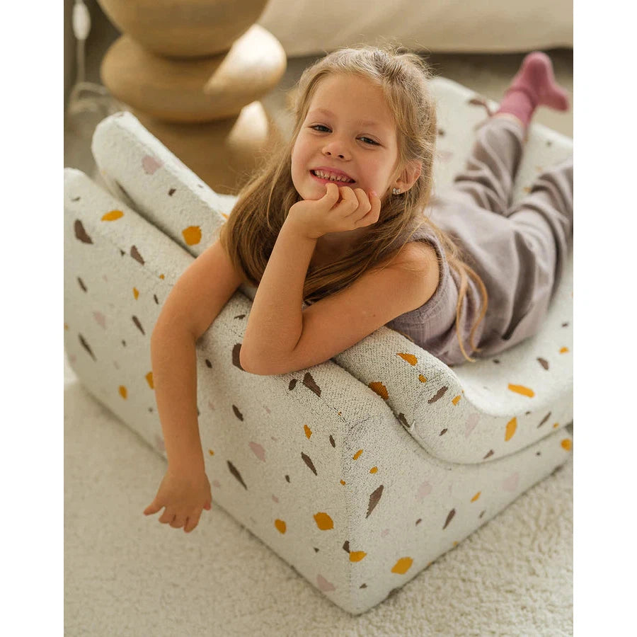 Wigiwama Terrazzo Marble Moon Chair、mySite、gigharbornorthrealestate