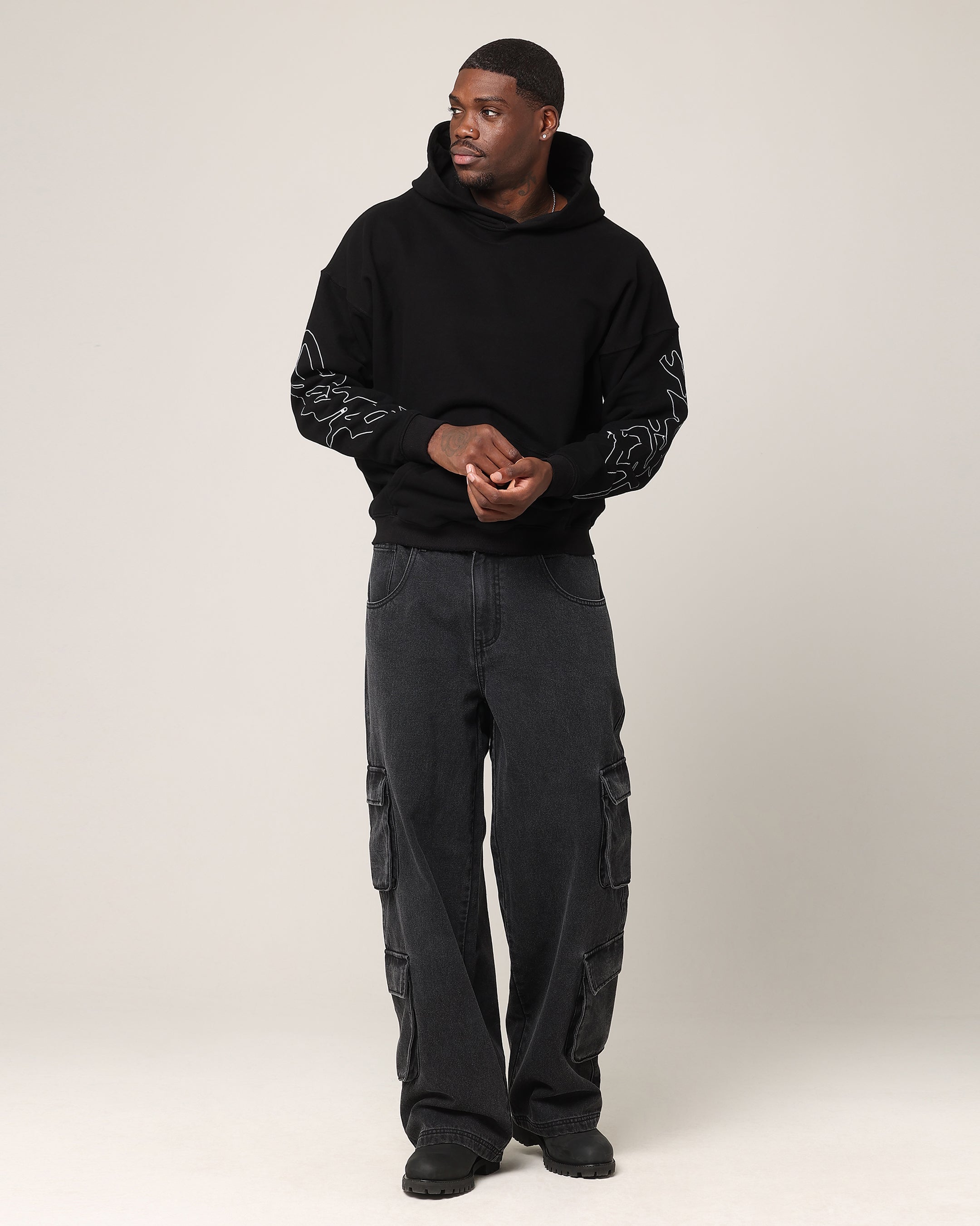 {product_title} - {shop_name}