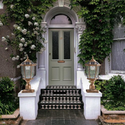 20"(H) Golden Solar Powered LED Outdoor Lantern, Vintage Garden Light with Elegant Glass Design for Pathways, Yards, and Patios (1-Pack)、、eastwooduniform