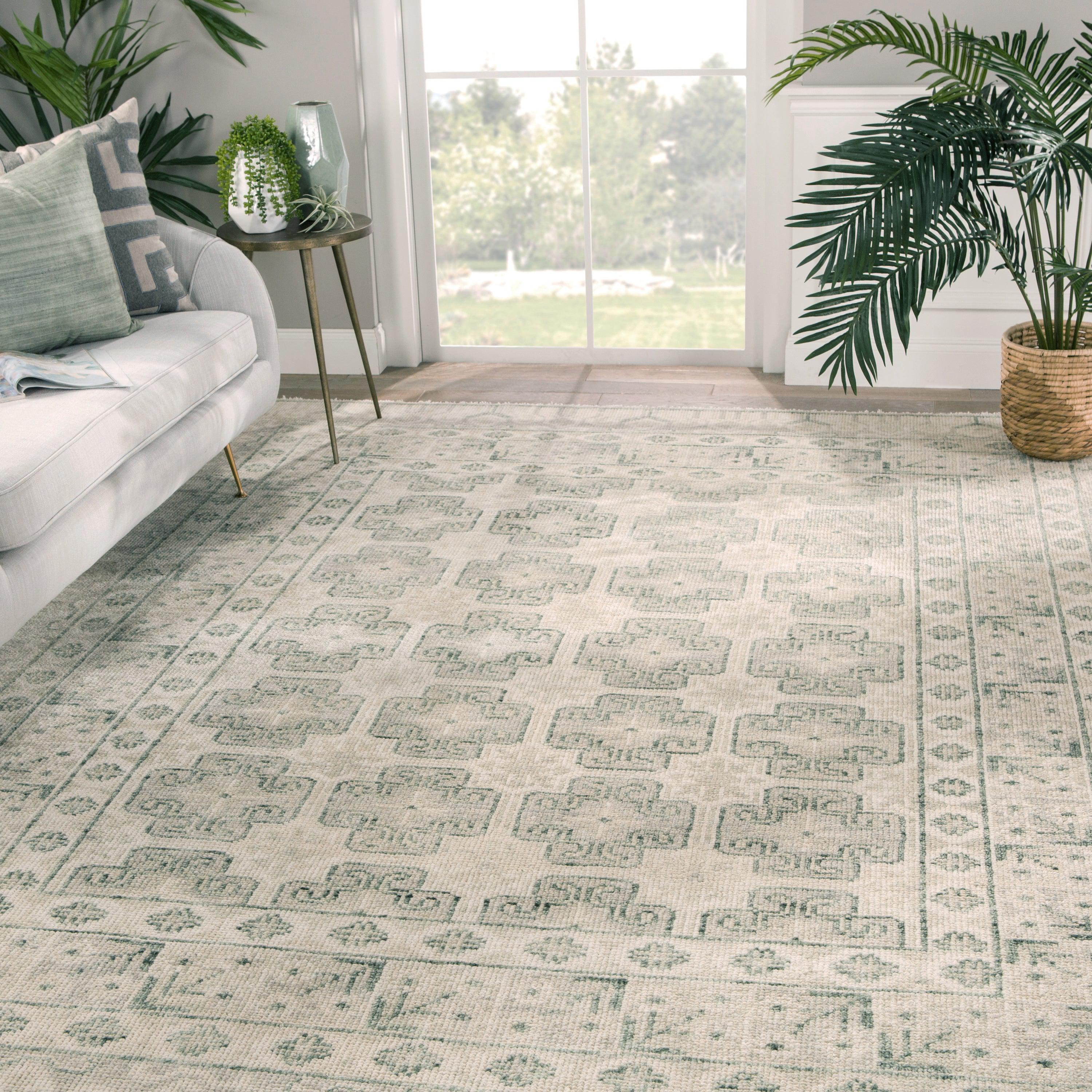 Stage Hand-Knotted Bordered Ivory Green Area Rug、mySite、gigharbornorthrealestate