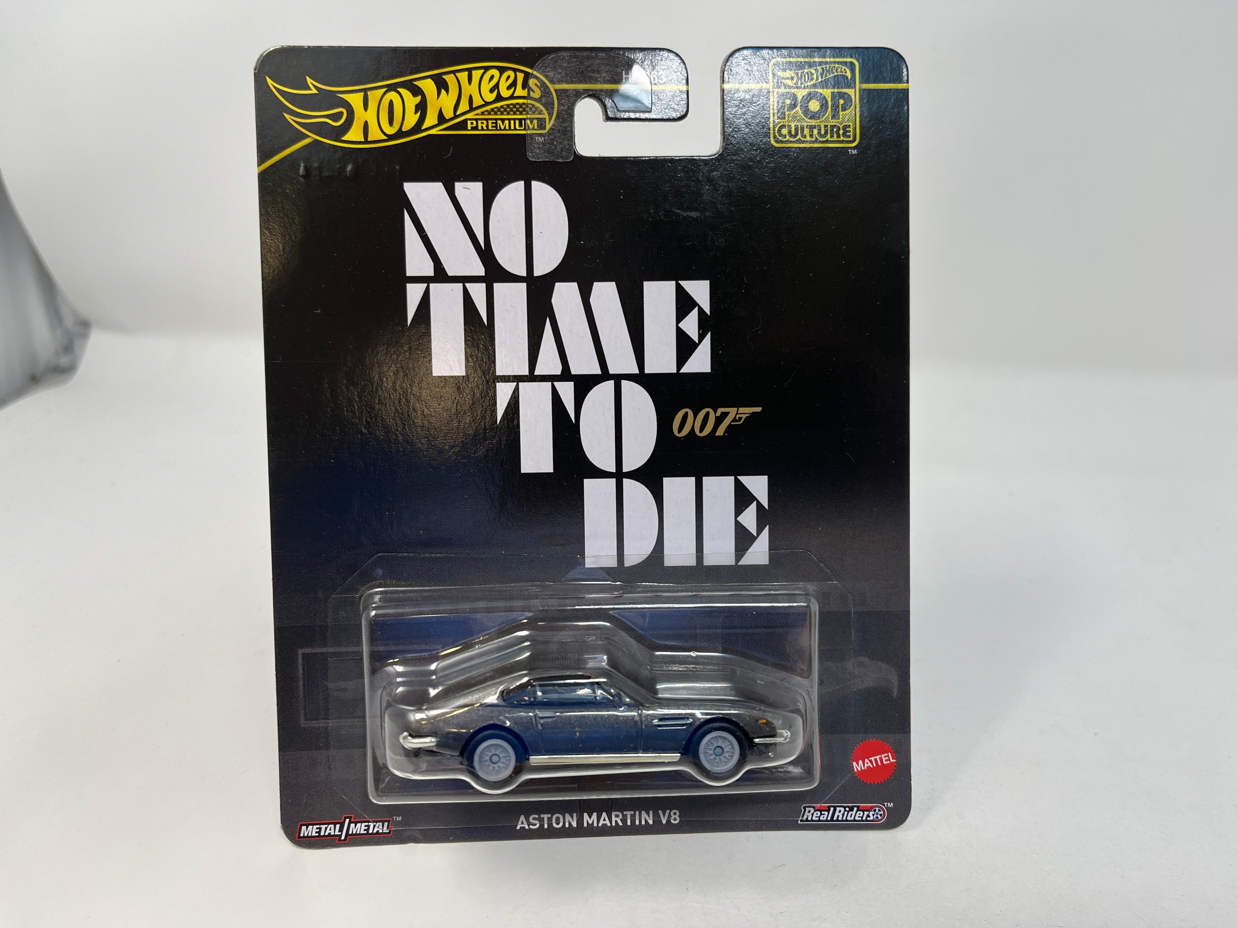 Aston Martin V8 Bond 007 * GREY * 2024 Hot Wheels Pop Culture Case D、mySite、hgirdovlk