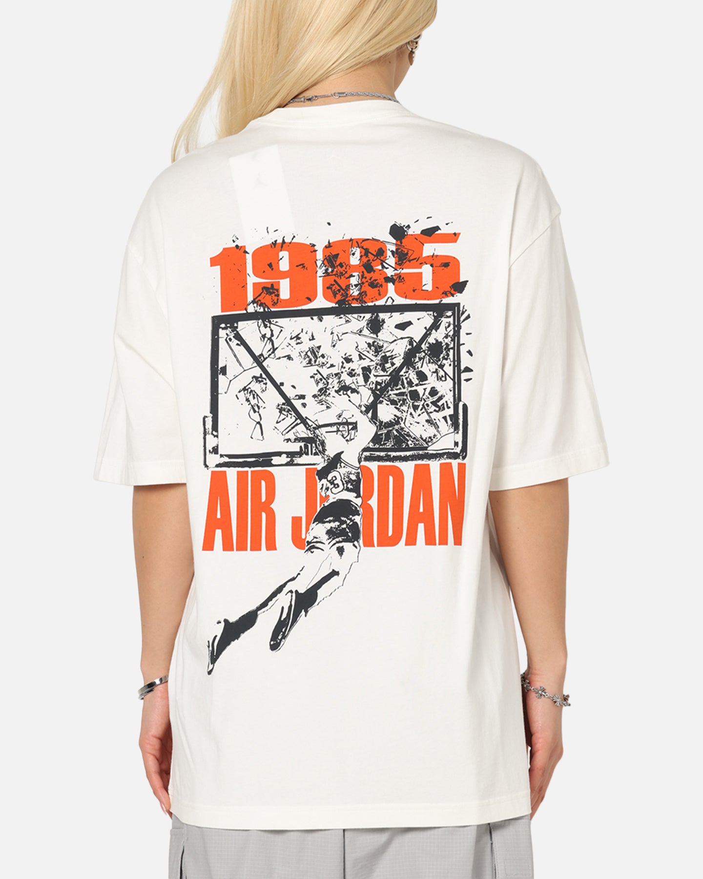 Jordan Brooklyn Shattered Back Board Oversized Graphic T-Shirt Sail、mySite、zt4zffjzw