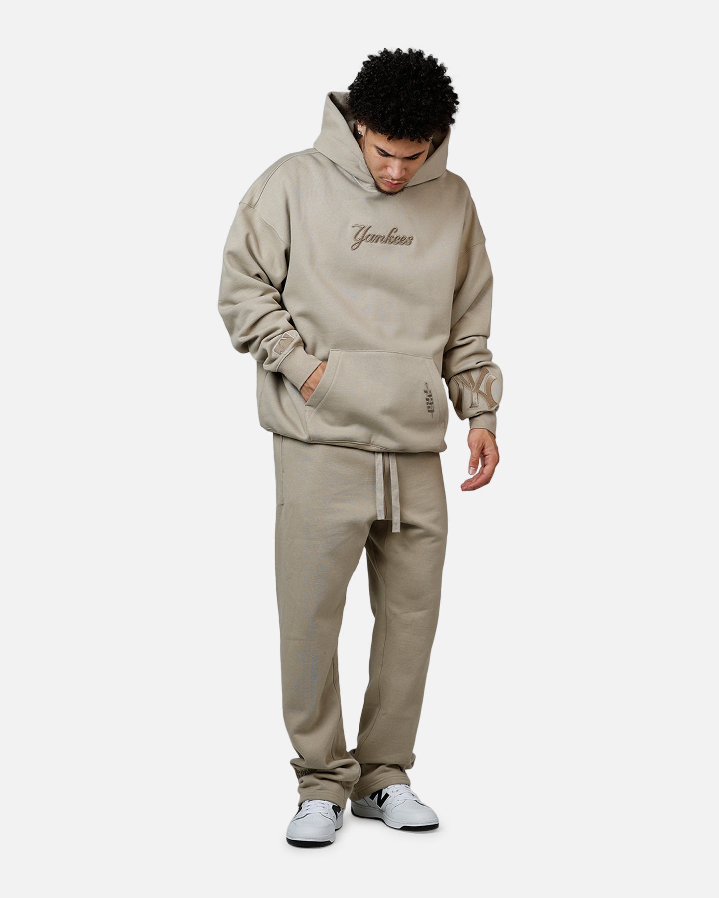 {product_title} - {shop_name}