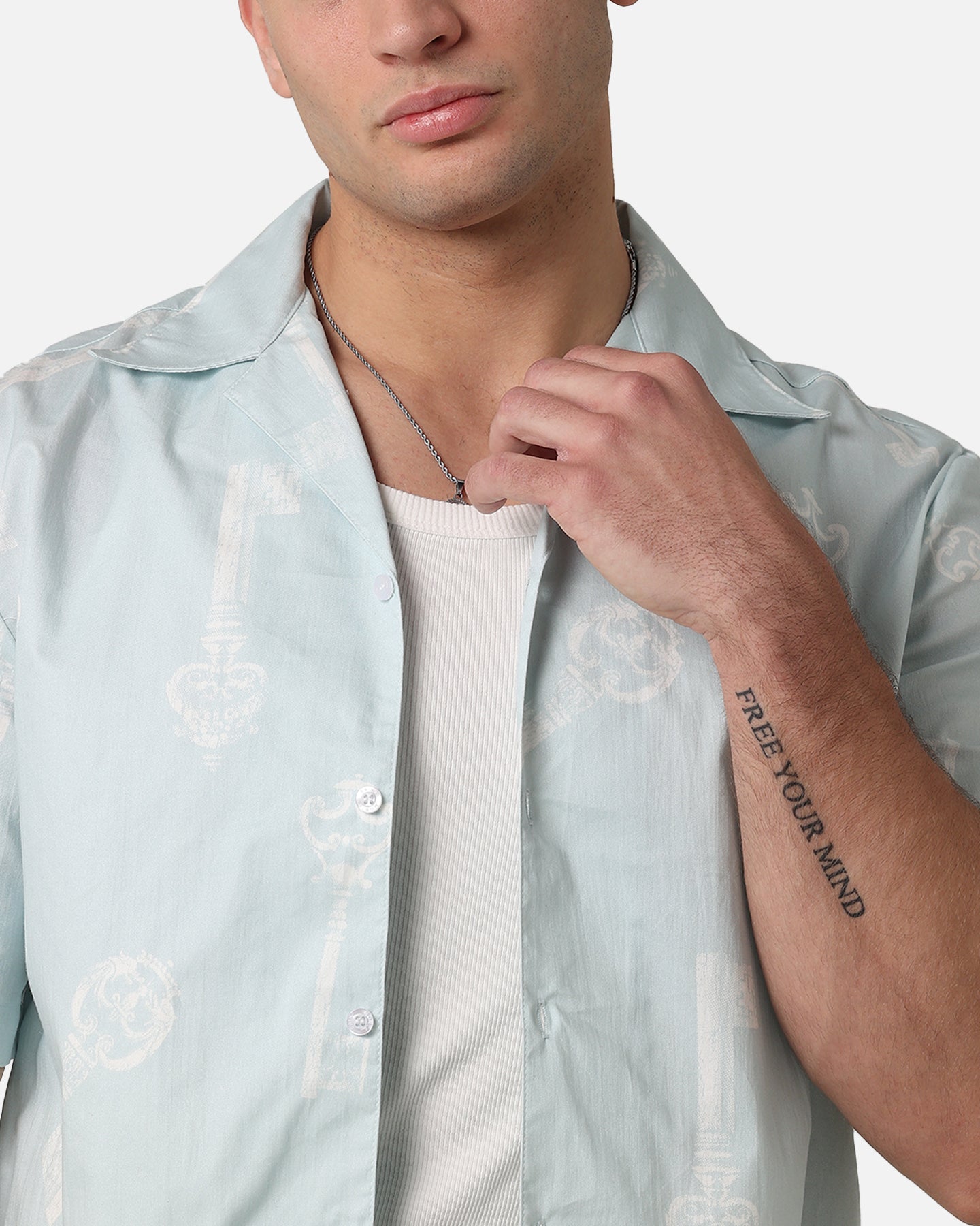 {product_title} - {shop_name}