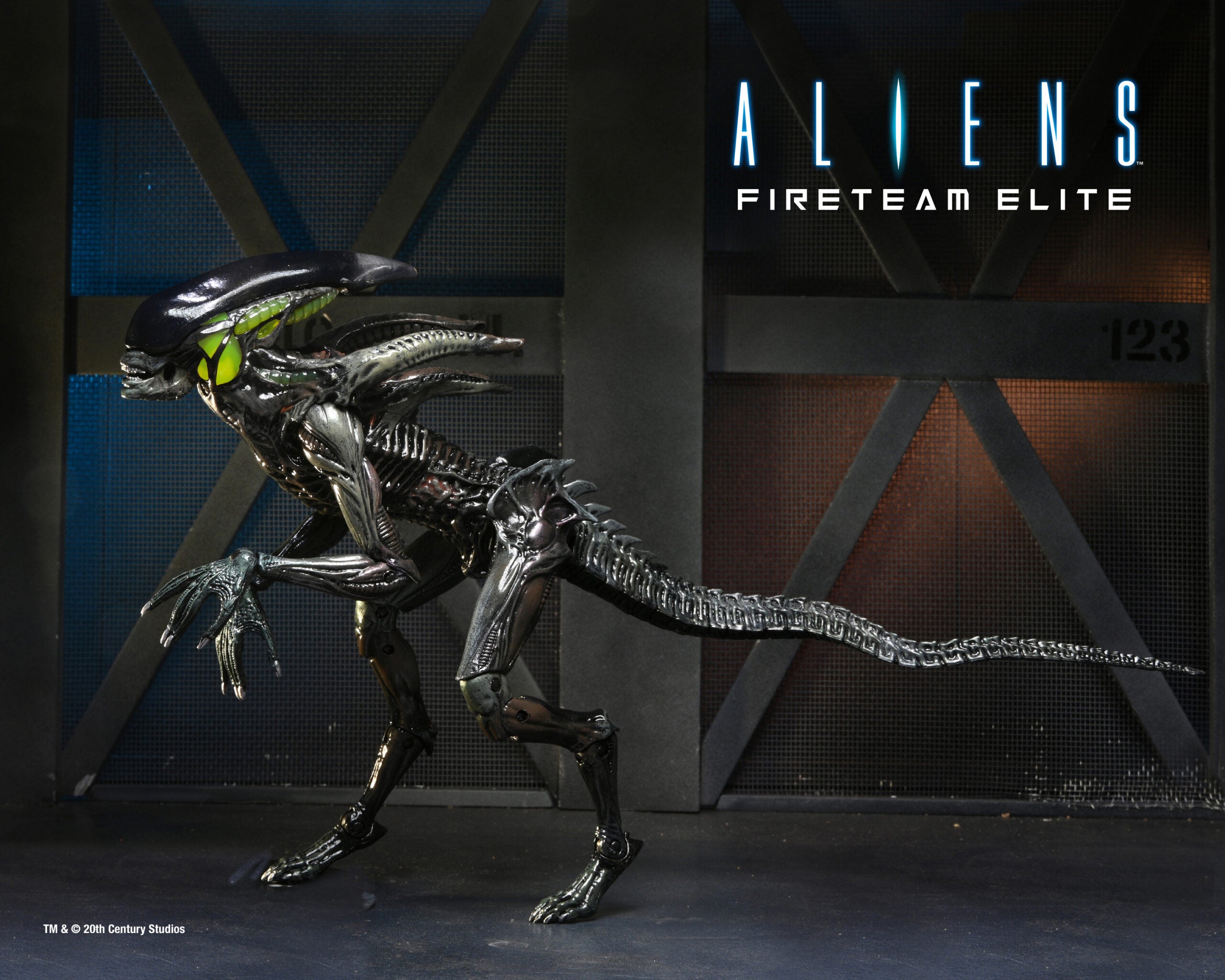 NECA Aliens 7 Scale Fireteam Elite Spitter (Series 2)、mySite、hgirdovlk