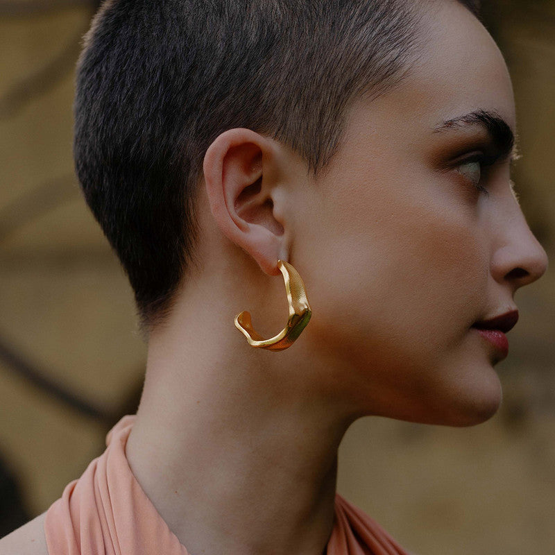 Crimped Hoop Earrings | 14K Gold Plated、mySite、camillekostekn