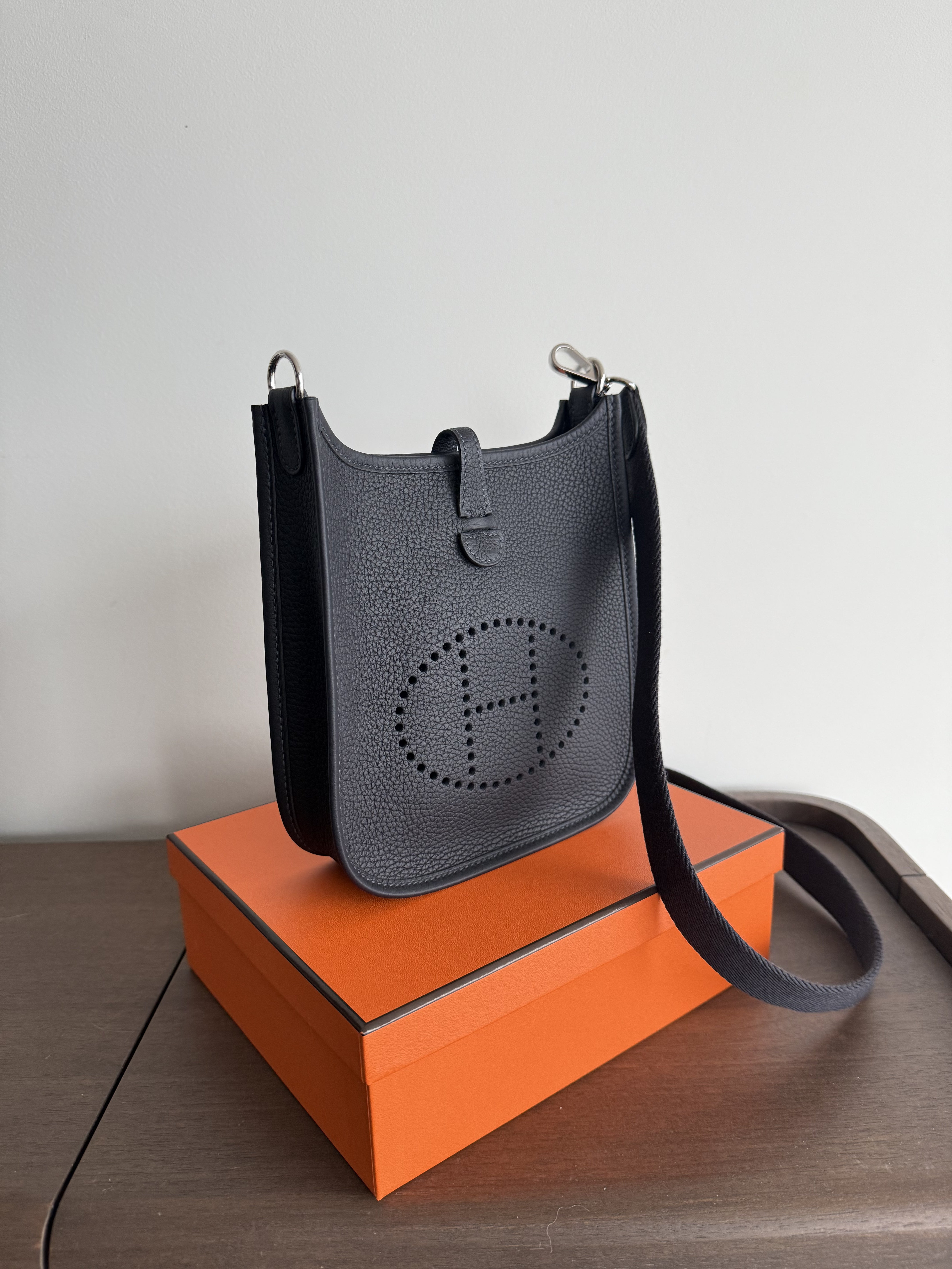 Hermès Mini Evelyne 16 Bag Caban Clemence PHW、mySite、garminoutage.com