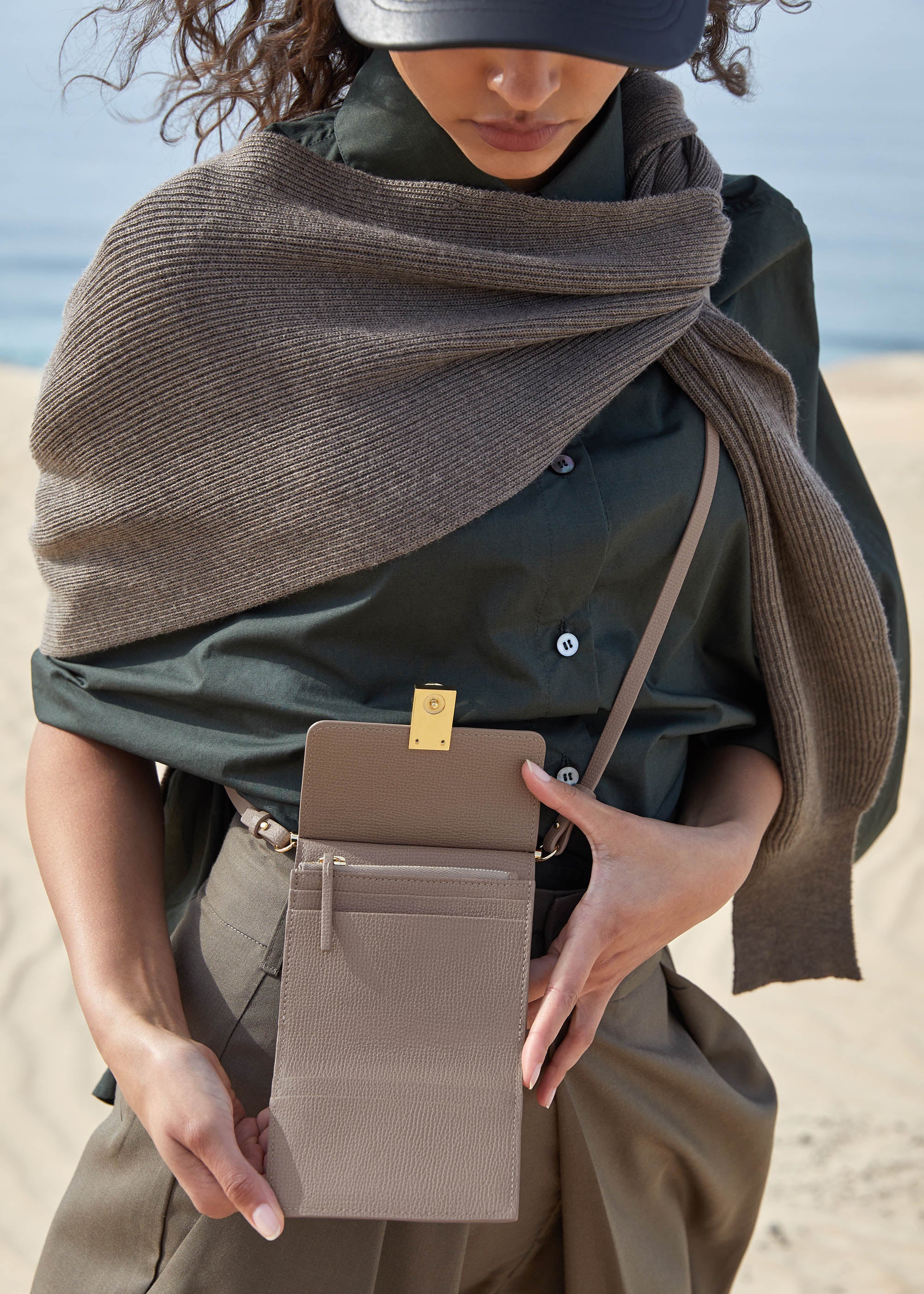 Portefeuille Num茅ro Sept Bandouli猫re - Taupe Grain茅、mySite、camillekostekn