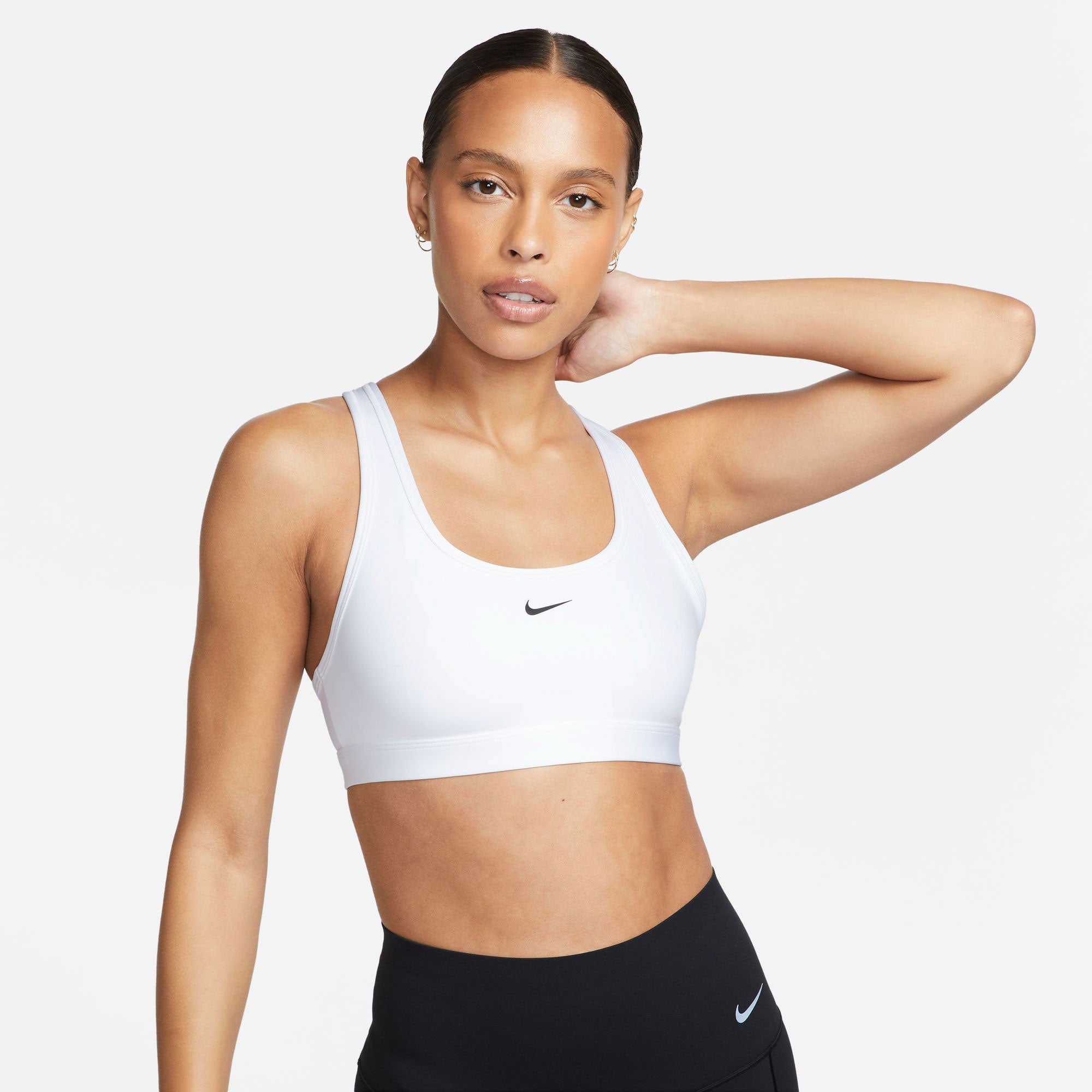 Nike Swoosh Women's Light-Support Non-Padded Sports Bra