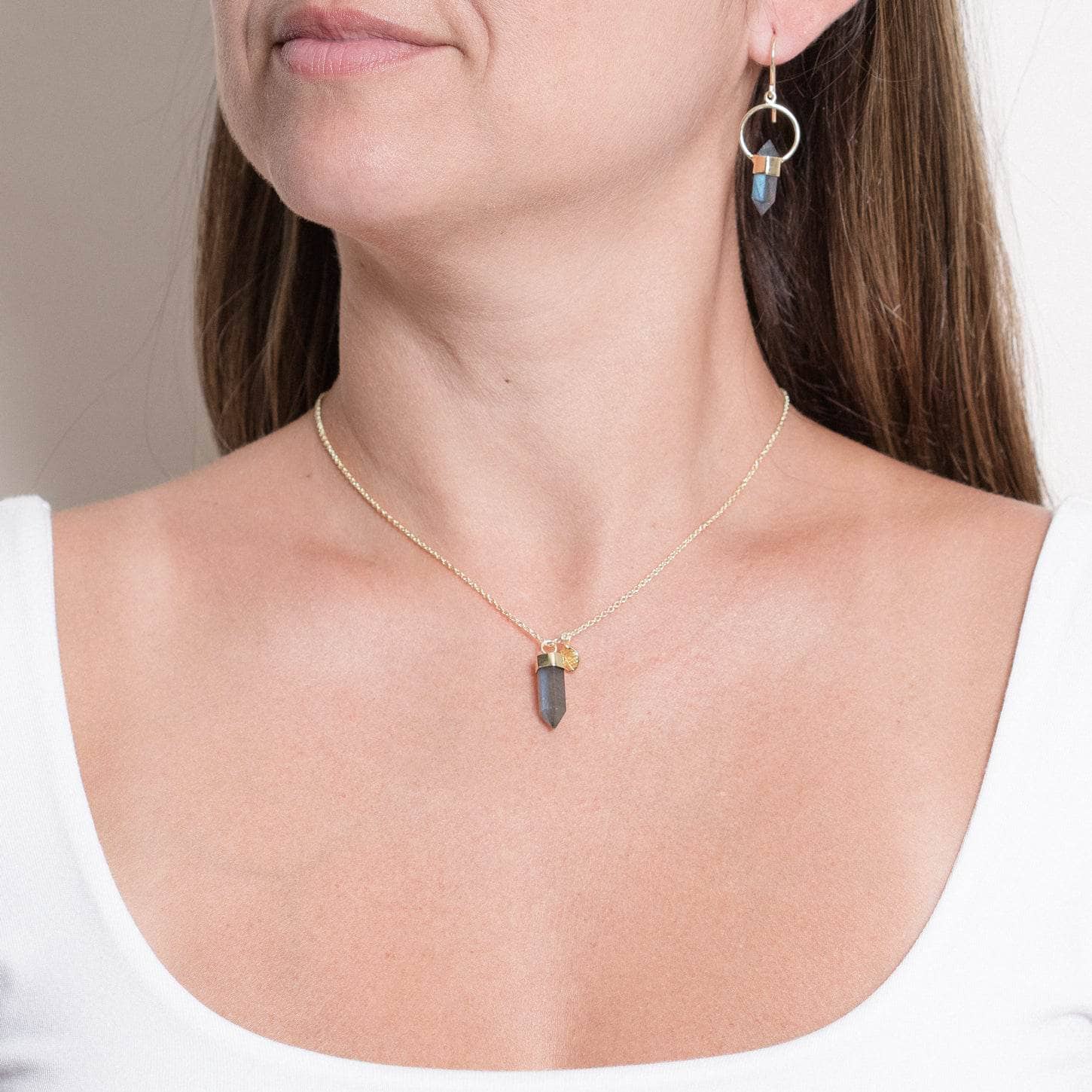 Delicate Labradorite Crystal Point Necklace、mySite、hinf8tx79