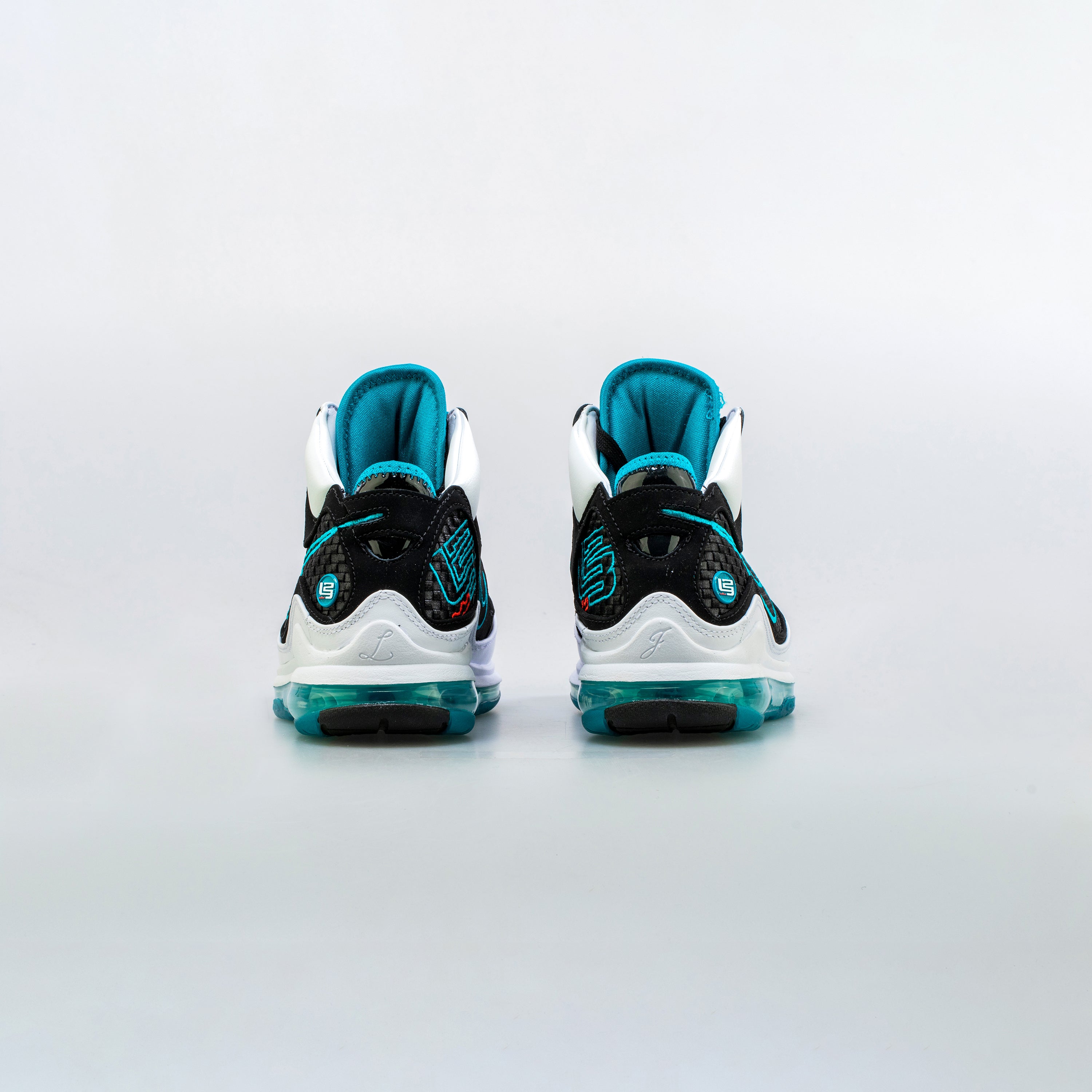 Lebron 7 Red Carpet Mens Basketball Shoe - White/Blue、mySite、dreamappss