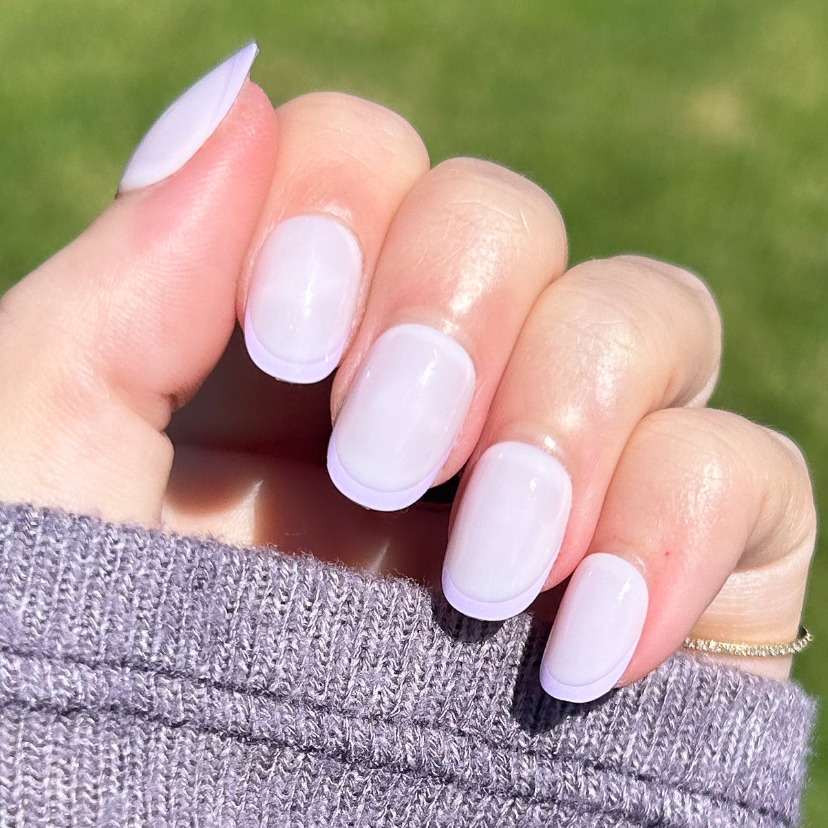 Tonal Lavender French | Extra Short | Round - Tab Press-On、mySite、solidvoid