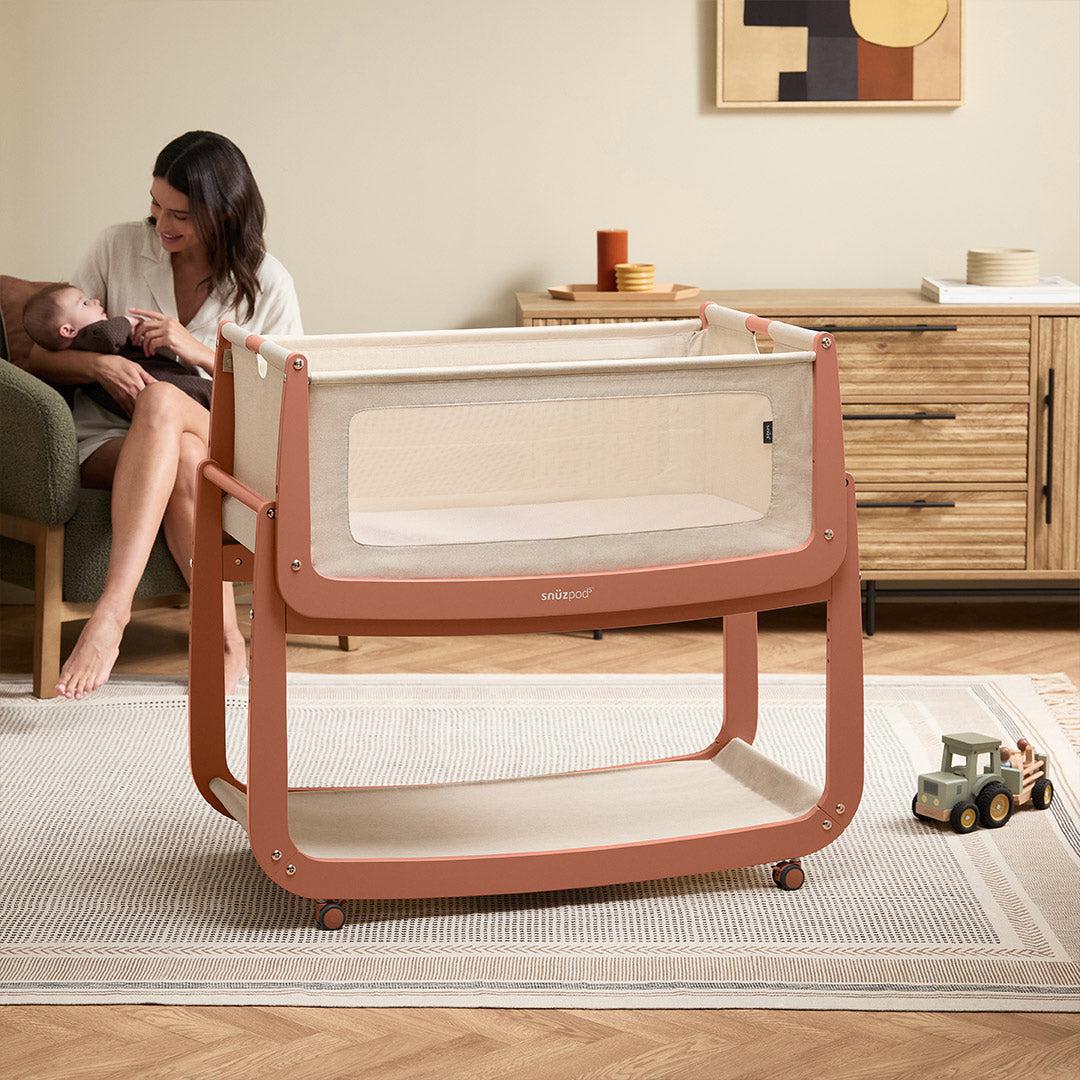  SnuzPod 5 Bedside Crib - Terracotta、mySite、merchandisen