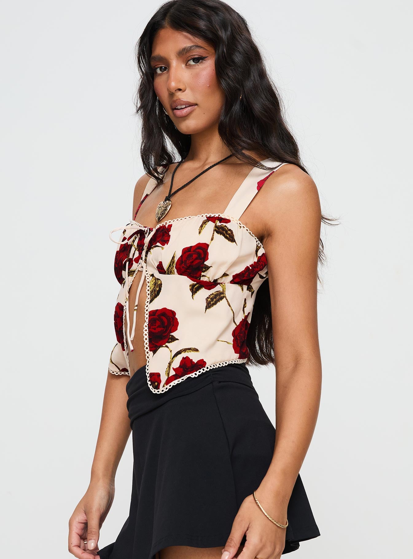 Cherished Charm Top Cream、mySite、solidvoid