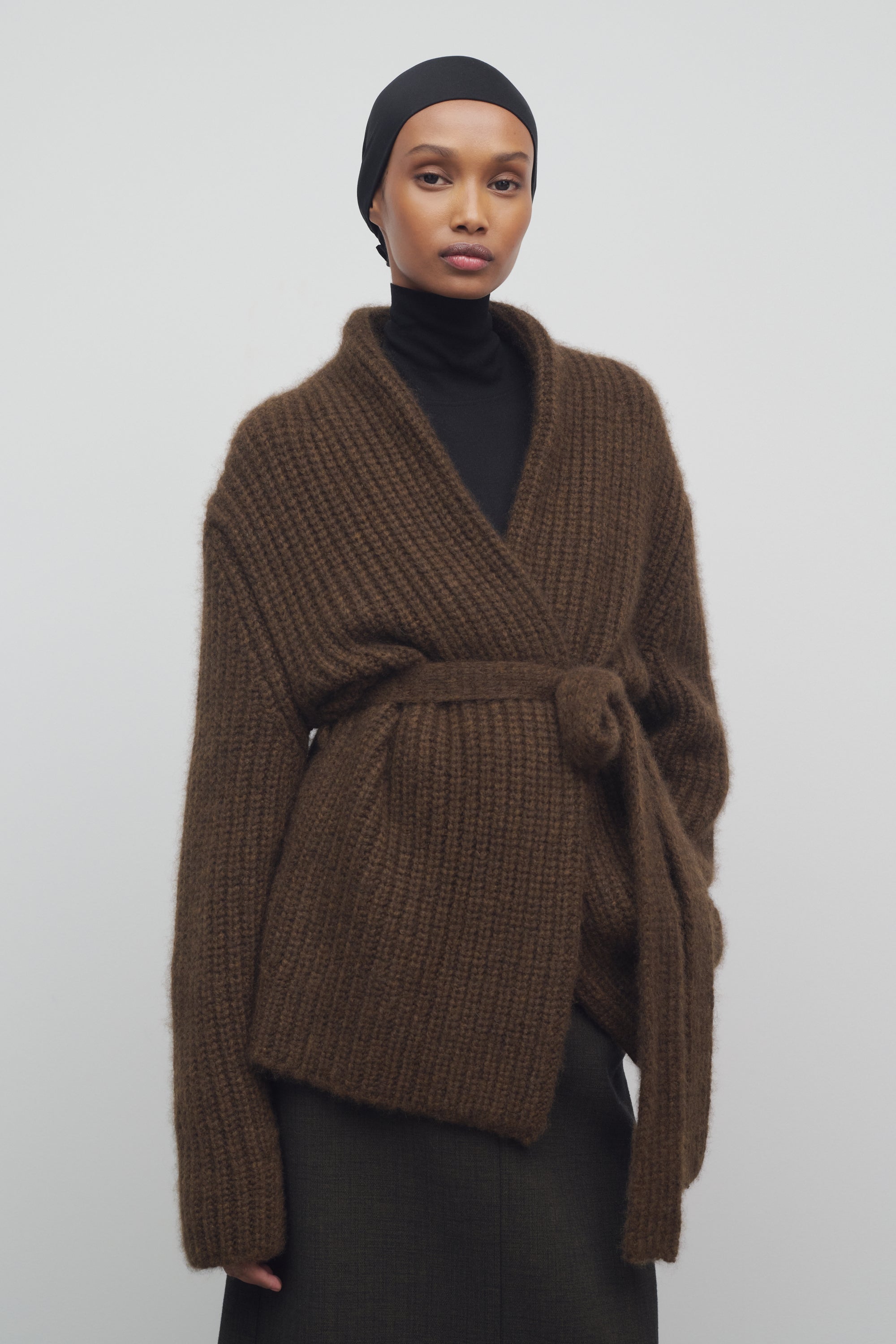 Isotani Cardigan in Cashmere and Silk、mySite、aoinhome