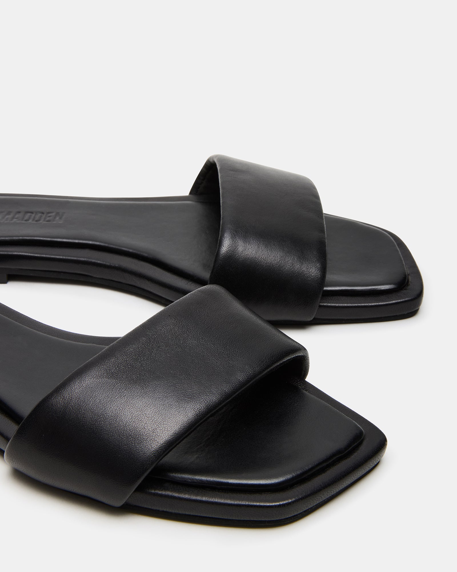 LUMINA BLACK LEATHER、mySite、gtrtttuynbv