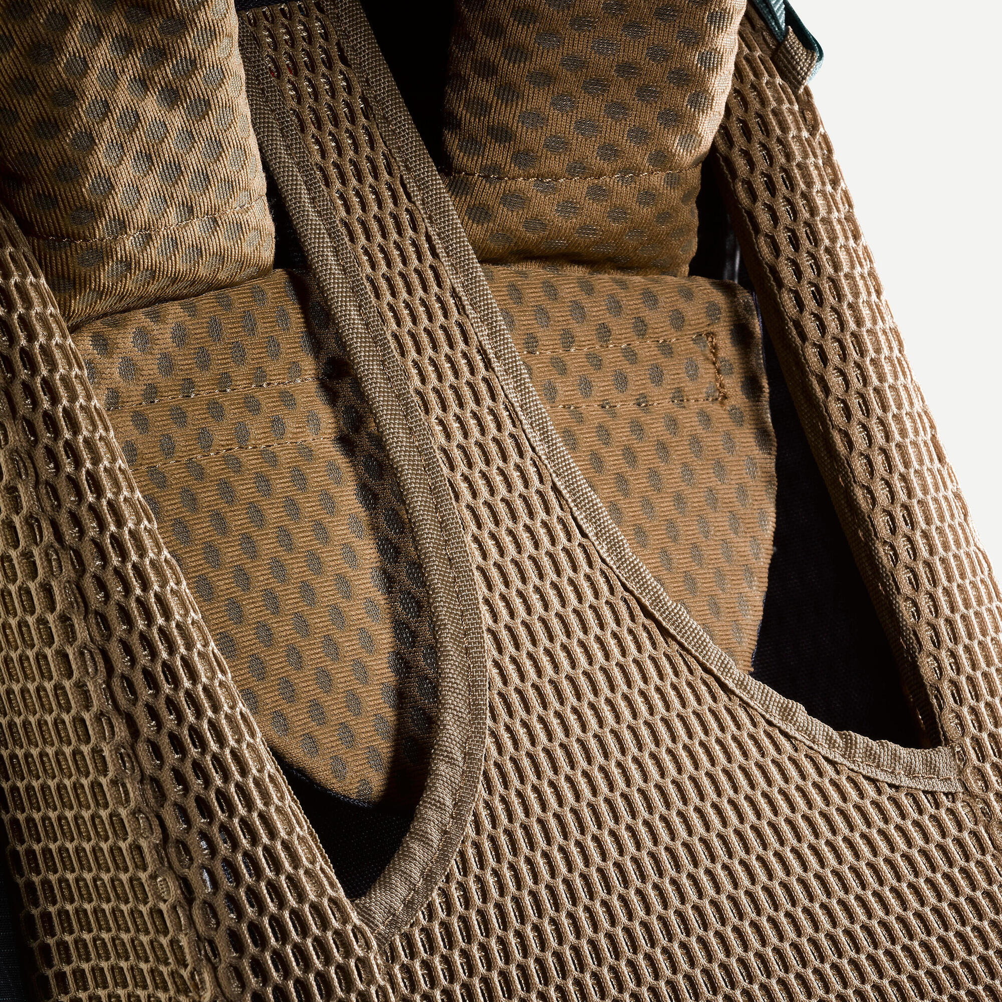 Forclaz Men's MT500 Air 50+10 L Backpacking Pack