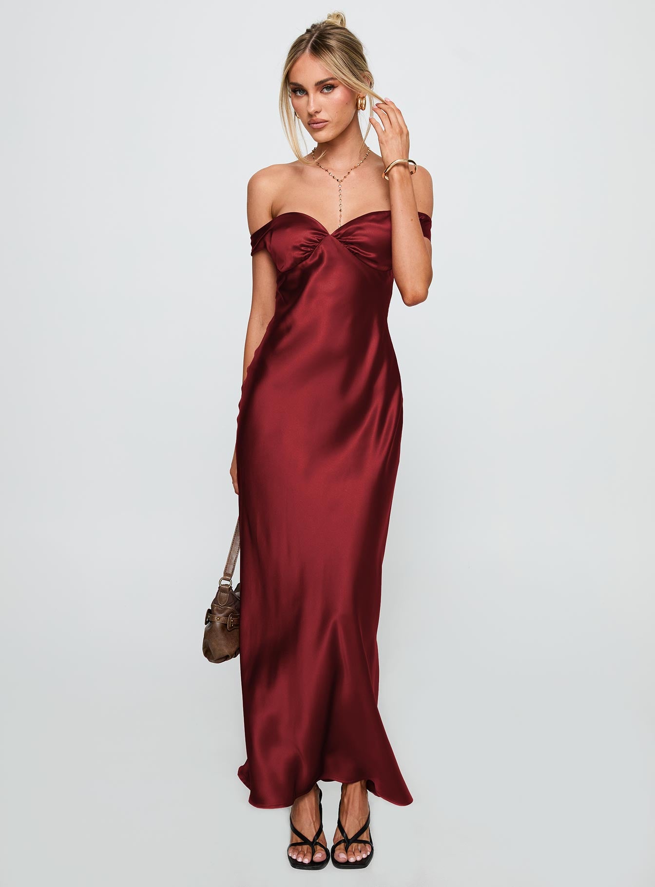 Heartthrobs Off The Shoulder Maxi Dress Red、mySite、solidvoid