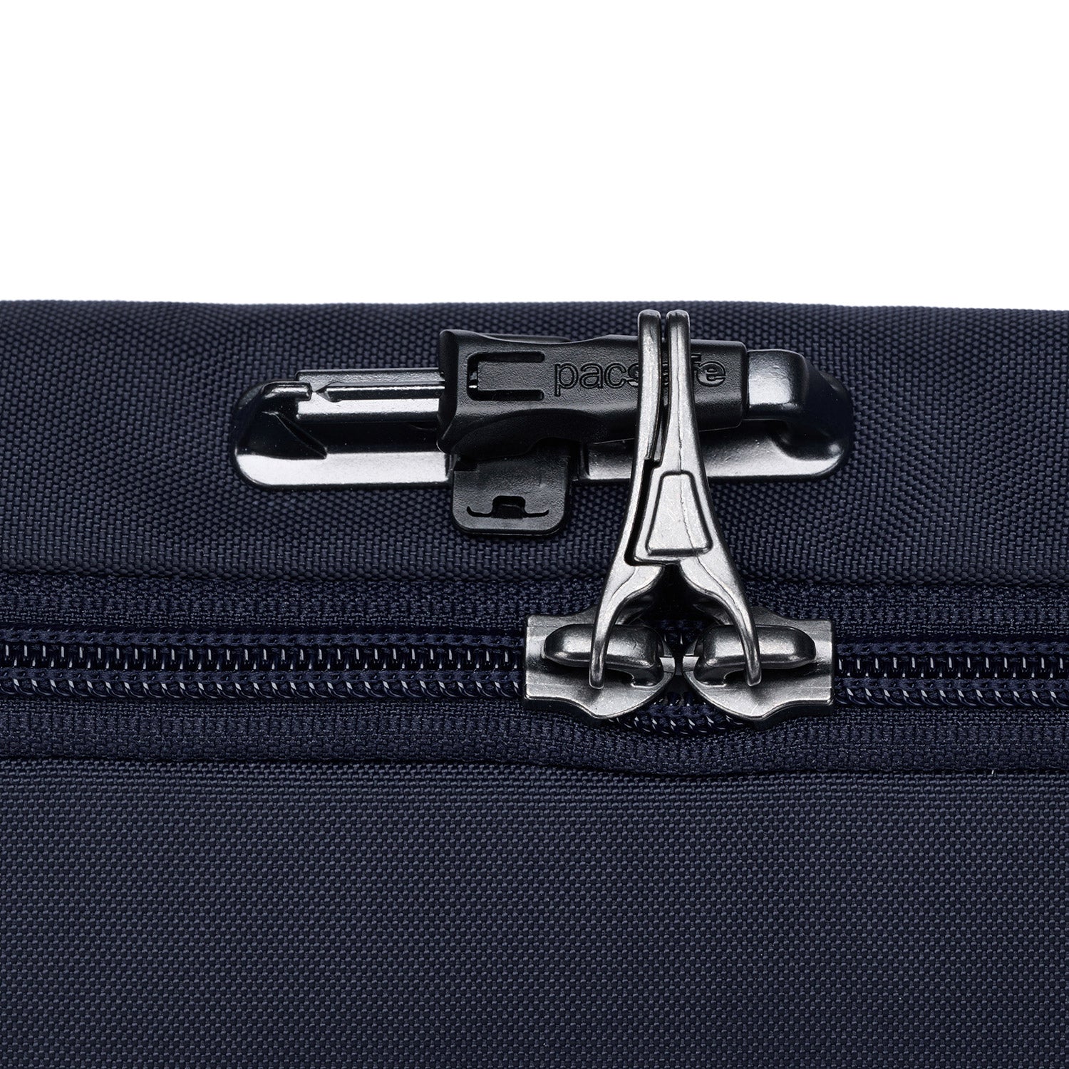 Pacsafe® V anti-theft urban sling、mySite、garagedoors4me