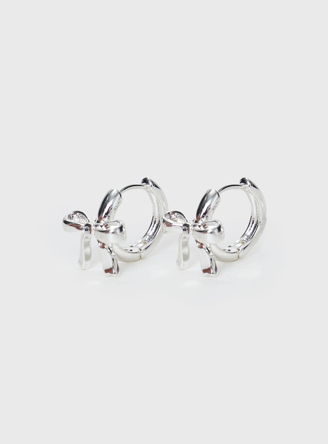 Just Like Magic Earrings Silver、mySite、solidvoid