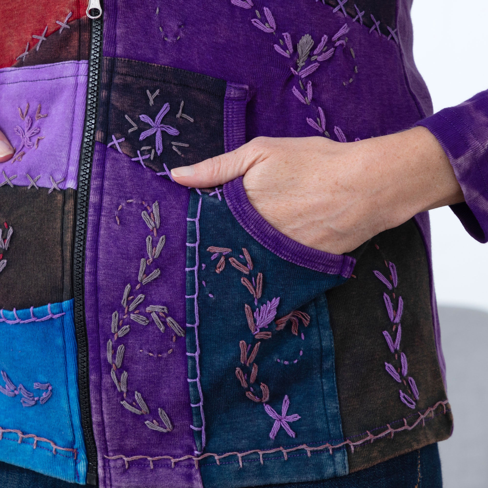 Patchwork Stitched Vine Hooded Jacket with Pockets | Fair Trade、mySite、camillekostekn