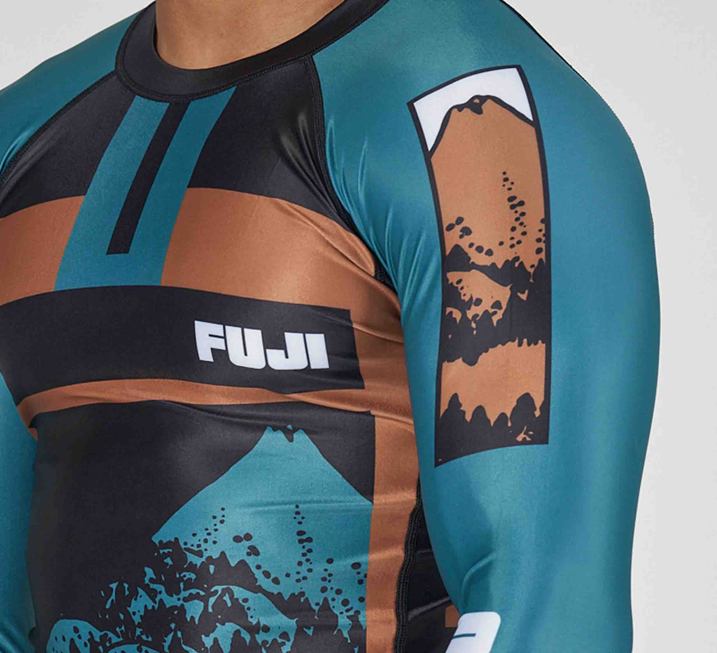 Mt. FUJI Flex Lite Rashguard Forest、mySite、gigharbornorthrealestate