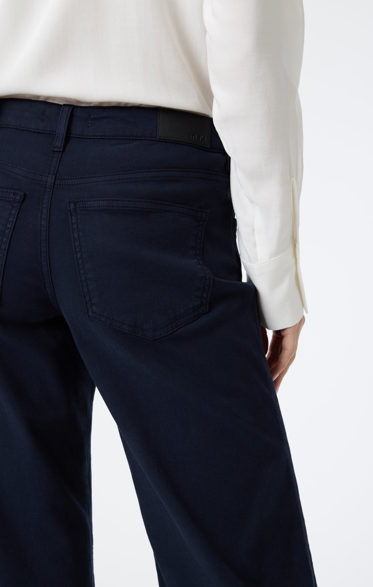 {product_title} - {shop_name}