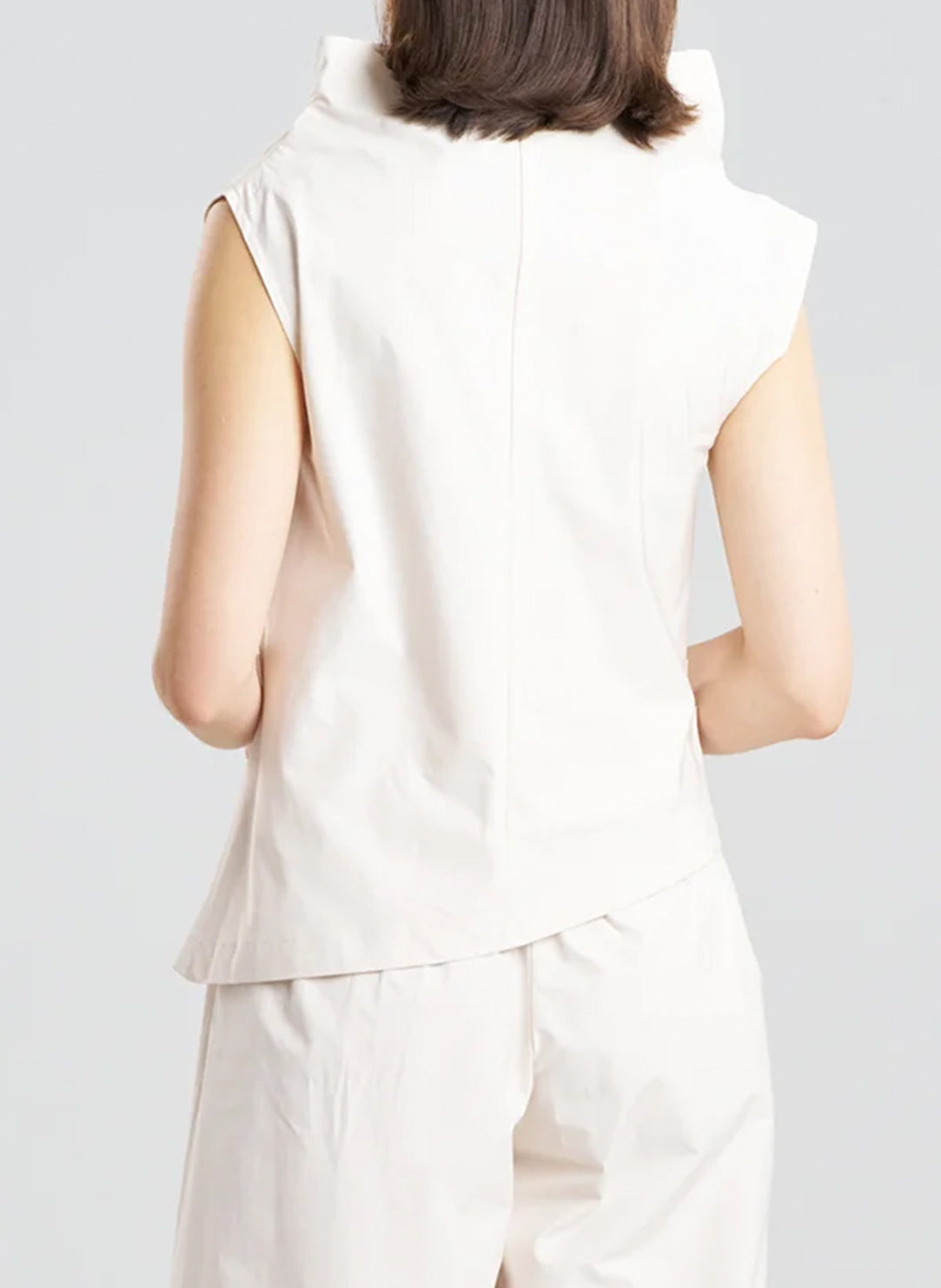  Tech Cotton Taffeta Ivory Asymmetric Funnel Neck Top、mySite、justintrudeaud