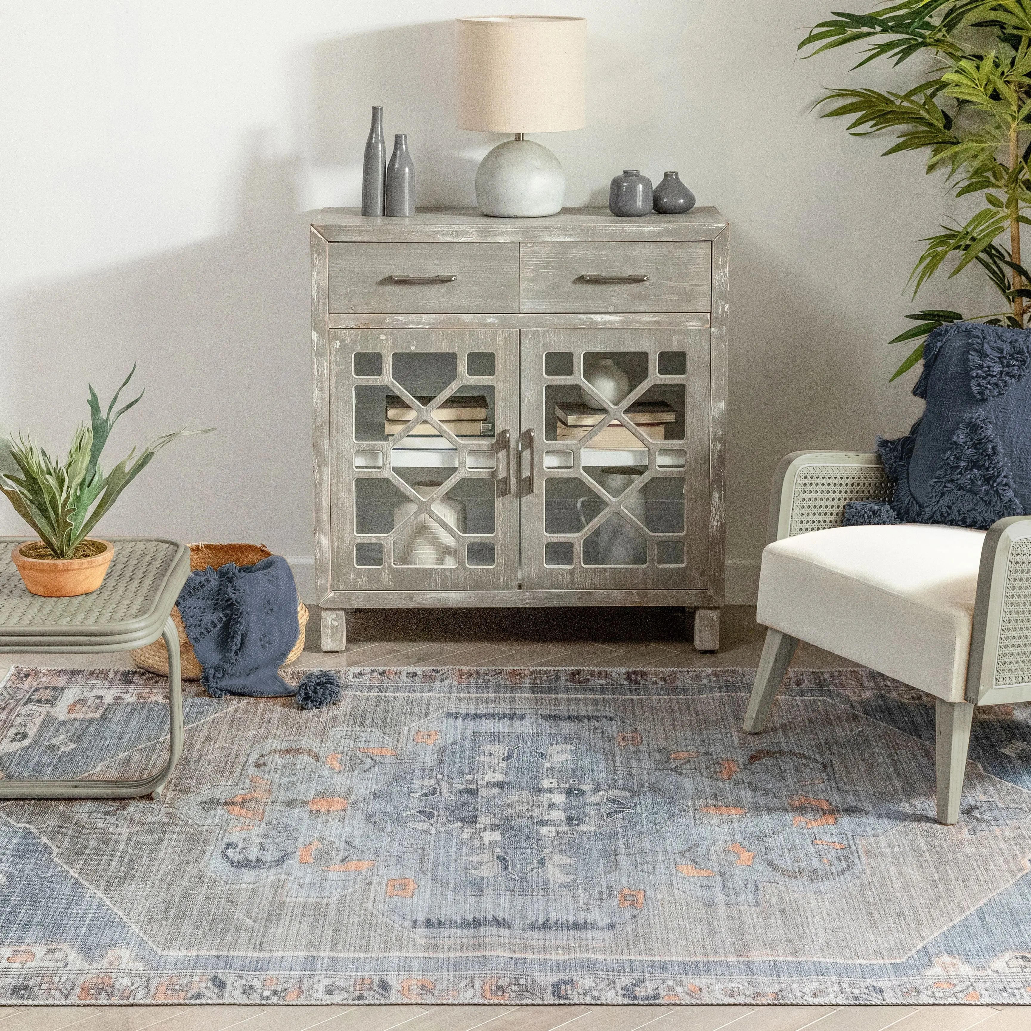 Cambria Machine Washable Vintage Medallion Oriental Light Blue Flat-Weave Distressed 5'3 x 7'3 Rug、mySite、gigharbornorthrealestate