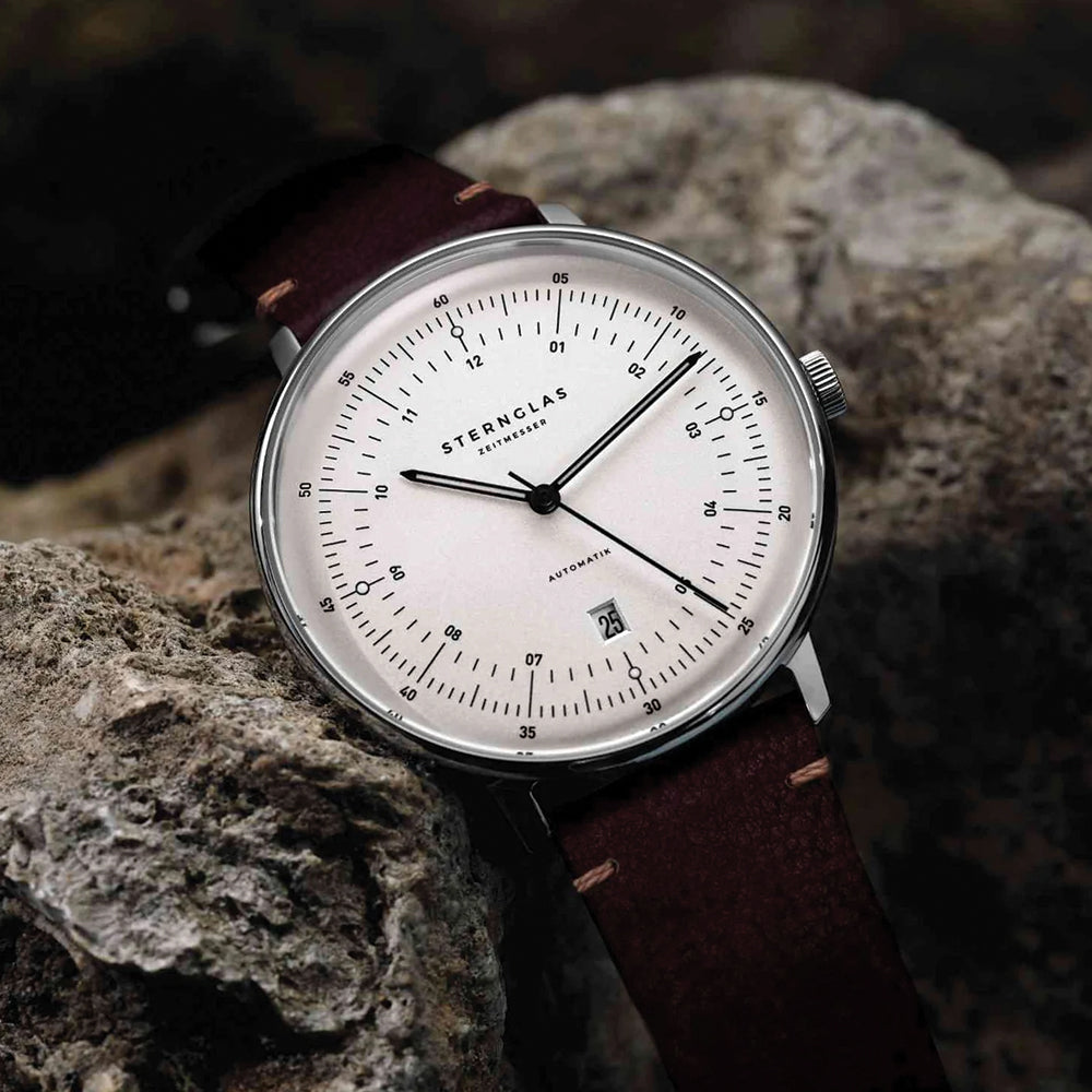  Hamburg Automatic 42mm - Silver on Leather Strap
