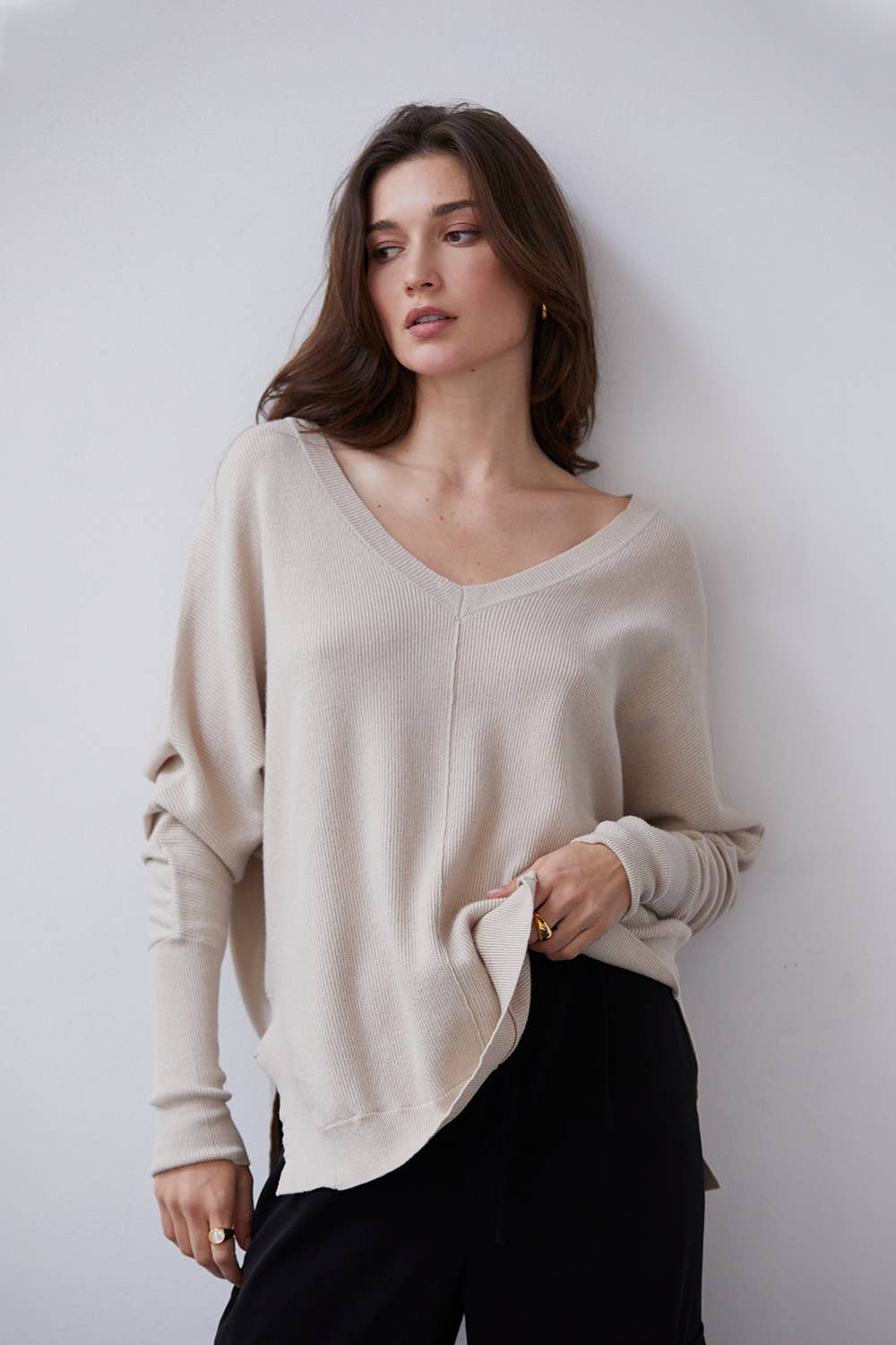 Monica V-neck Dolman Sweater Top、mySite、dreamappss