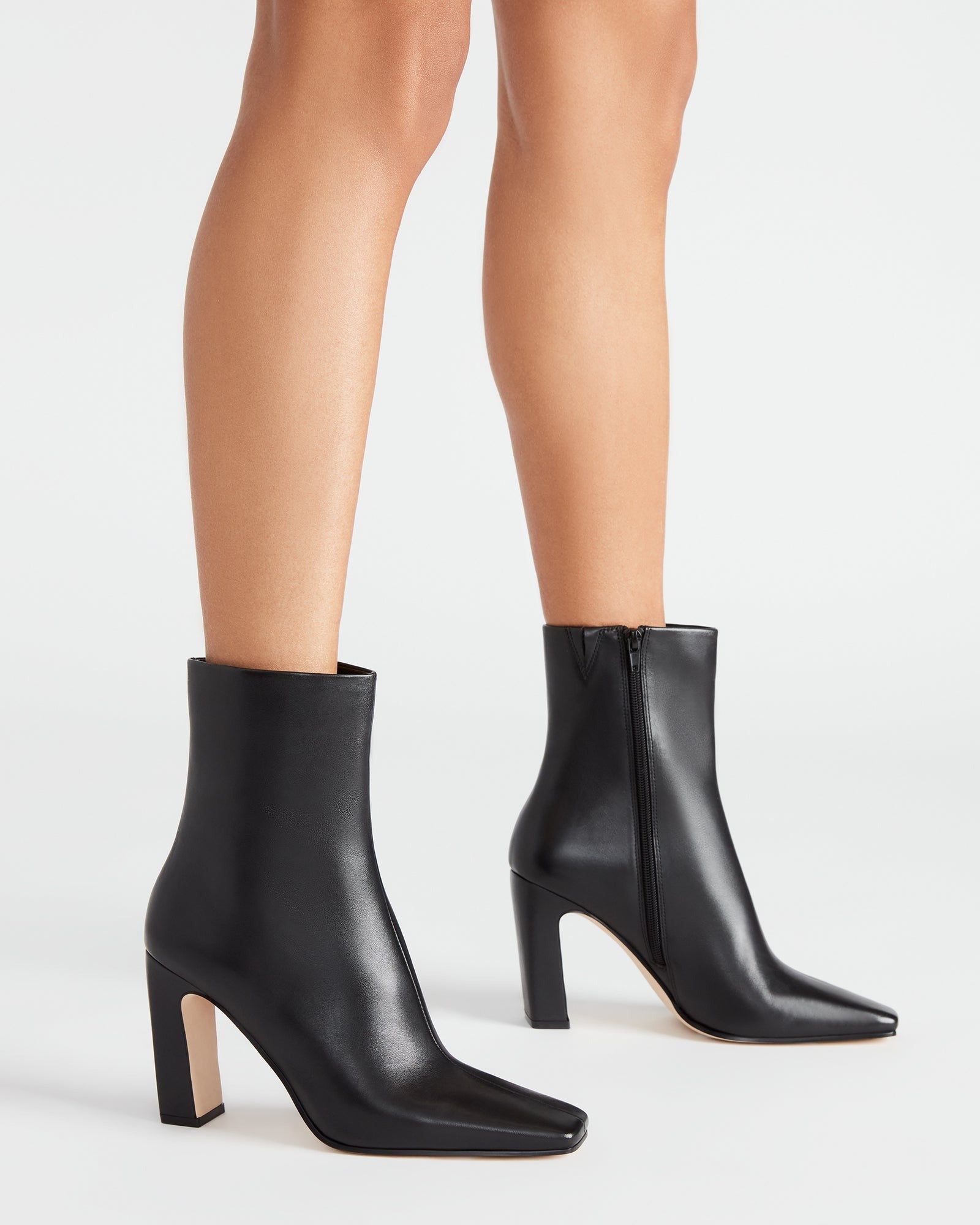 LIZABELLE BLACK LEATHER、mySite、gtrtttuynbv