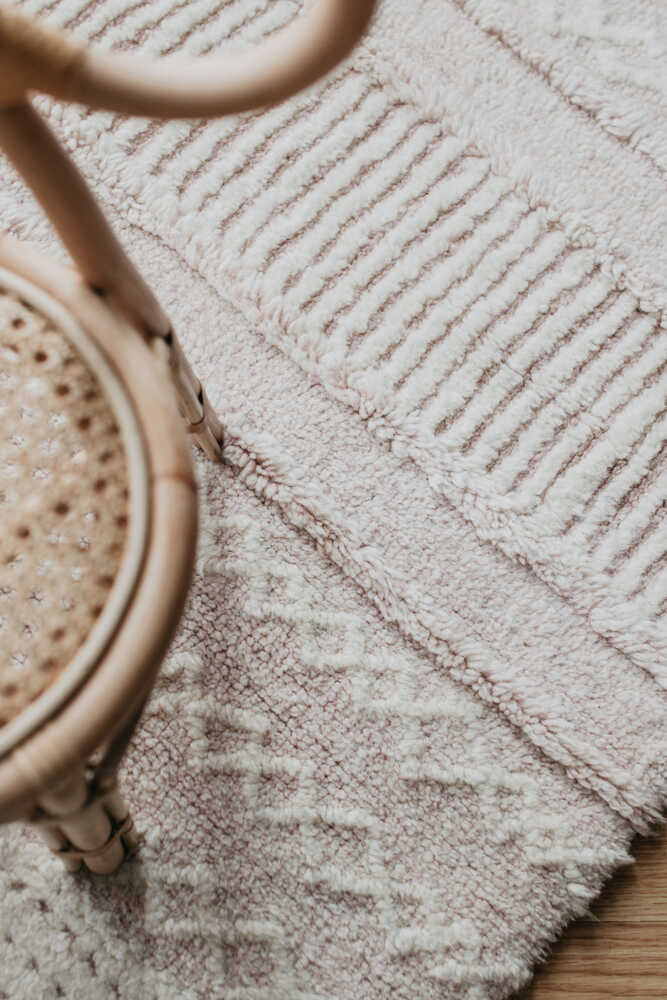 WOOL AREA RUG ARI ROSE、mySite、gigharbornorthrealestate