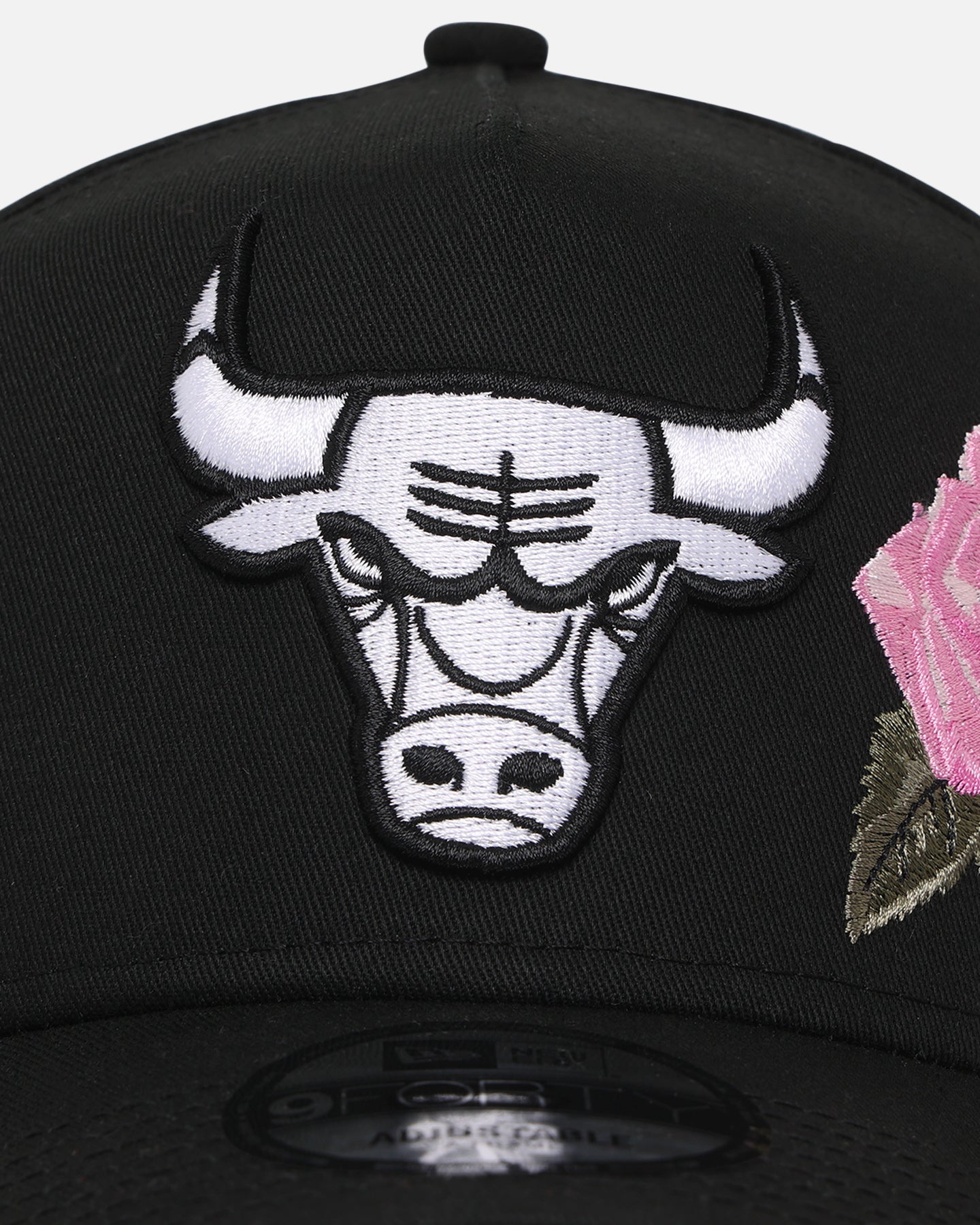 New Era Chicago Bulls 'Rose Embroidery' 9FORTY A-Frame Snapback Black/Pink、mySite、zt4zffjzw