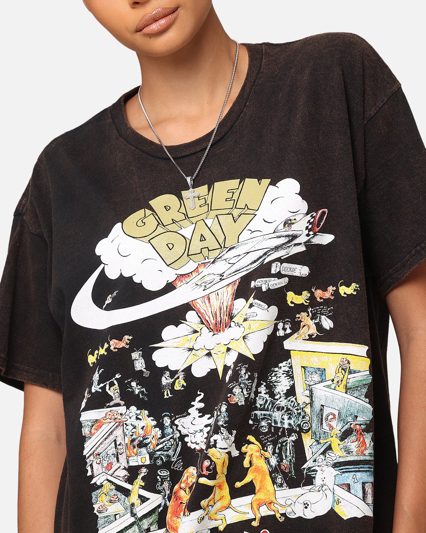 {product_title} - {shop_name}