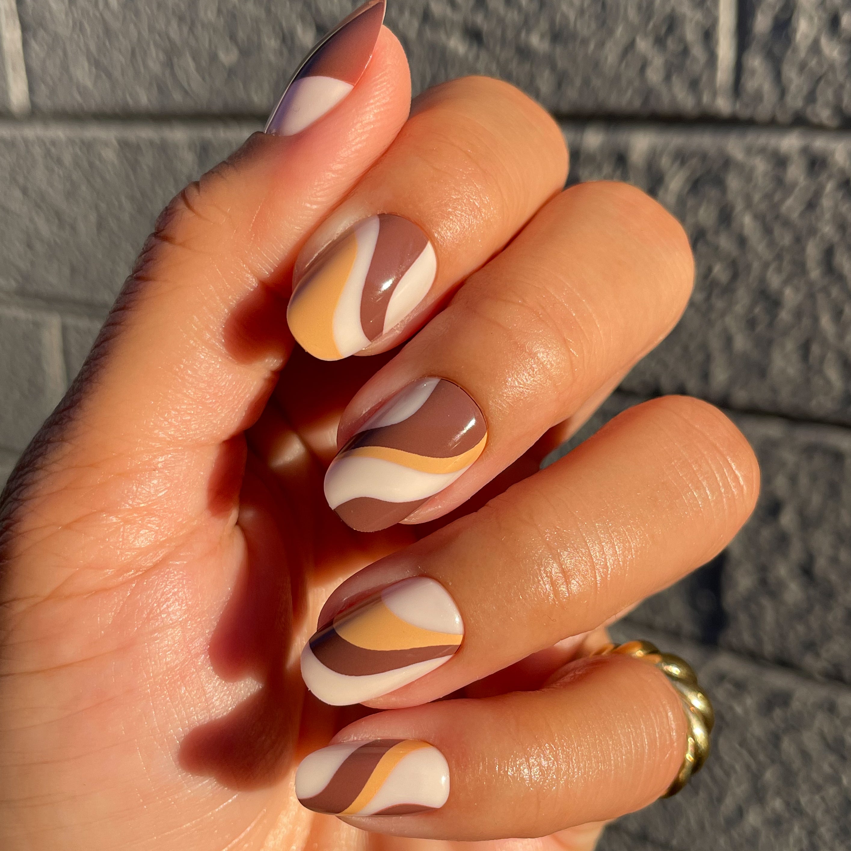 Latte Swirls | Short | Round、mySite、solidvoid