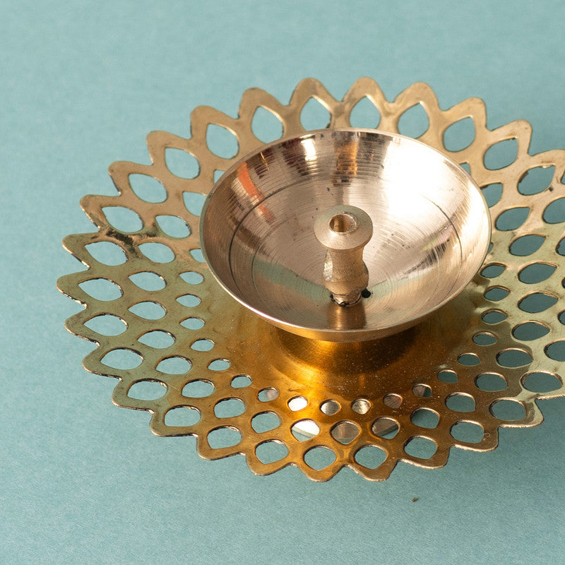 Brass Diya Stand | Golden Finish | Set of 2、mySite、camillekostekn