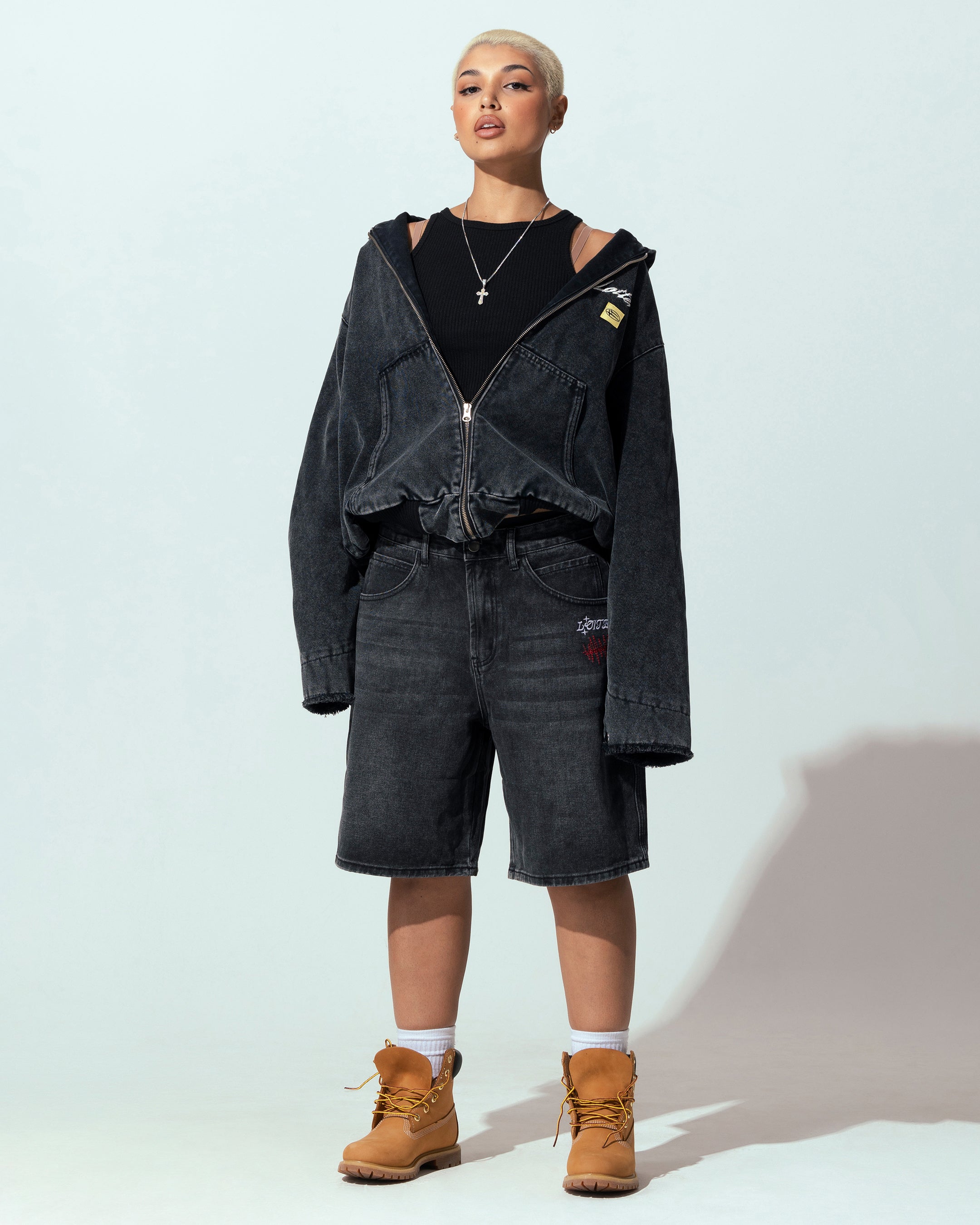 {product_title} - {shop_name}