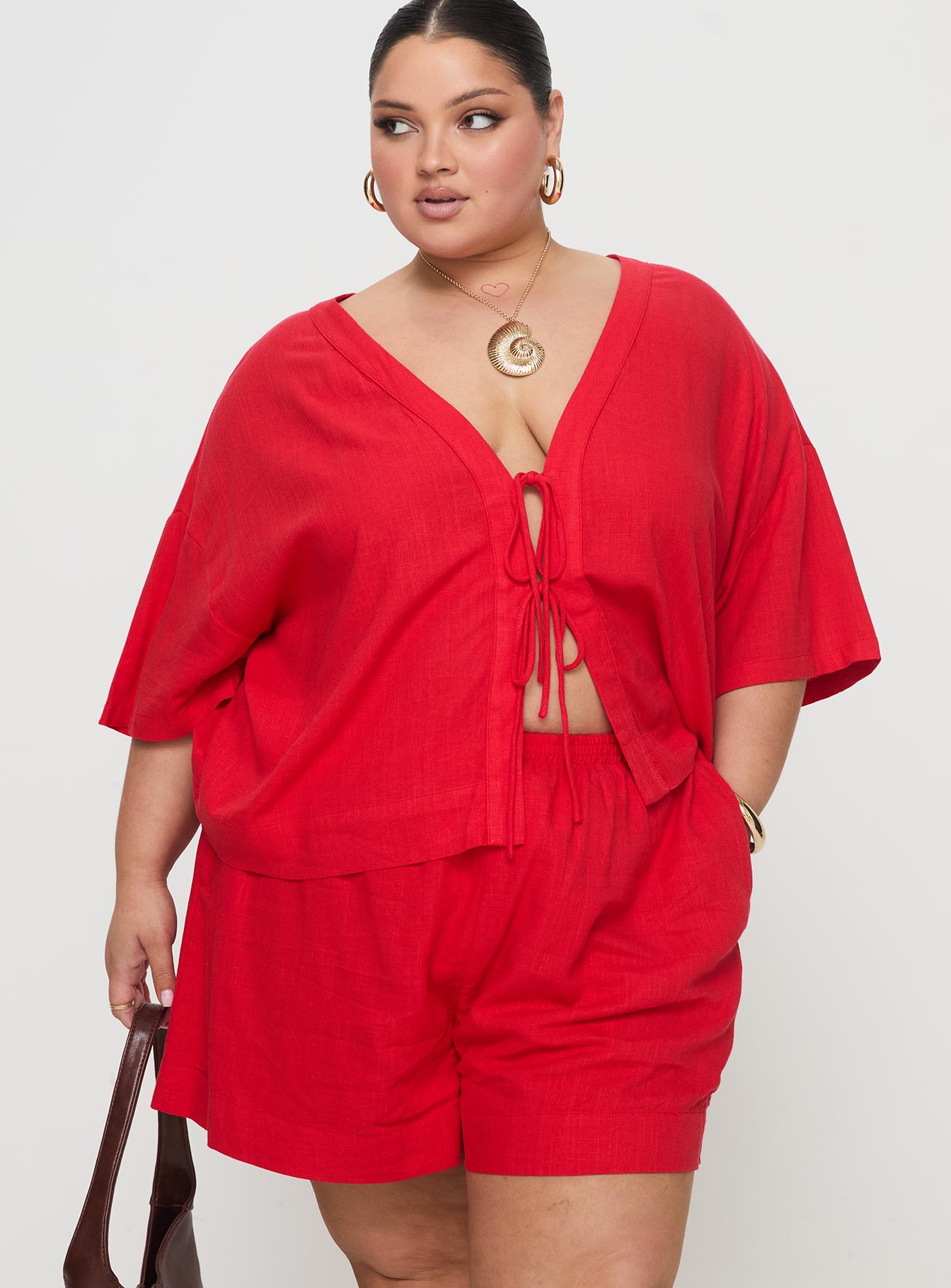 Illumine Set Red Curve、mySite、solidvoid