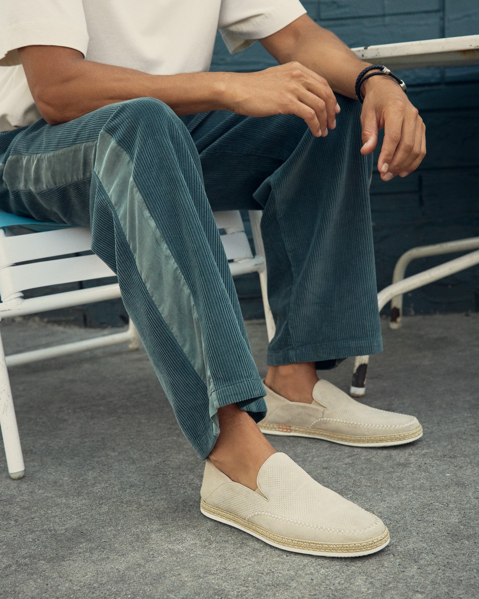 CAYDENN OFF-WHITE、mySite、gtrtttuynbv