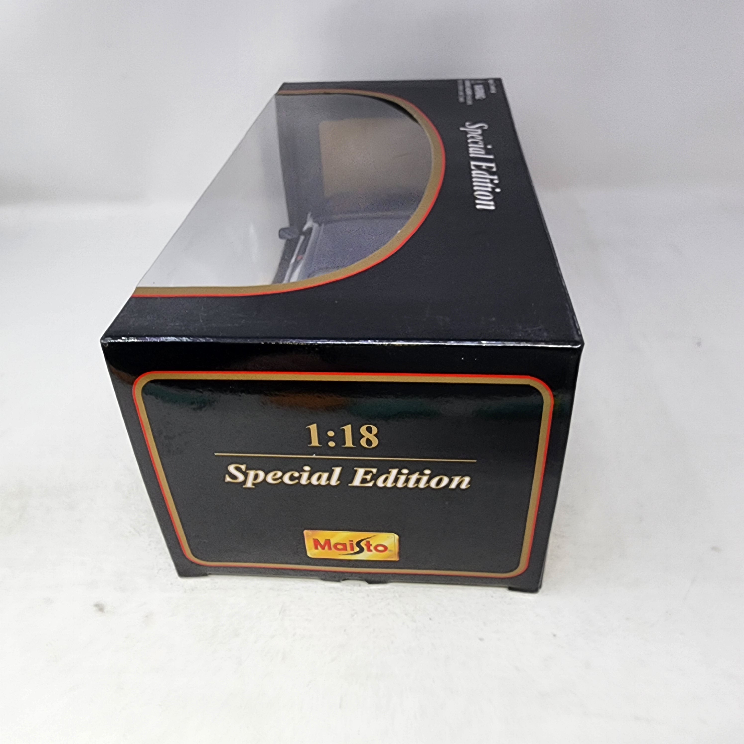 Aston Martin DB7 Vantage * Maisto Special Edition 1/18 Scale、mySite、hgirdovlk