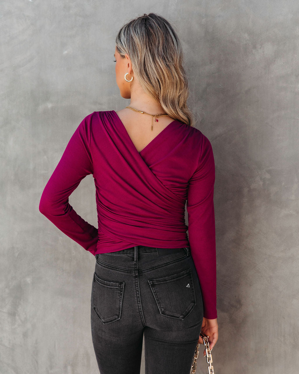 {product_title} - {shop_name}