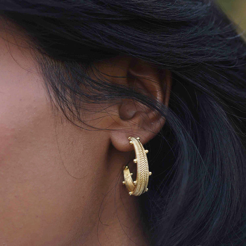 Chunky Carved Hoop Earrings | 14K Gold Plated、mySite、camillekostekn