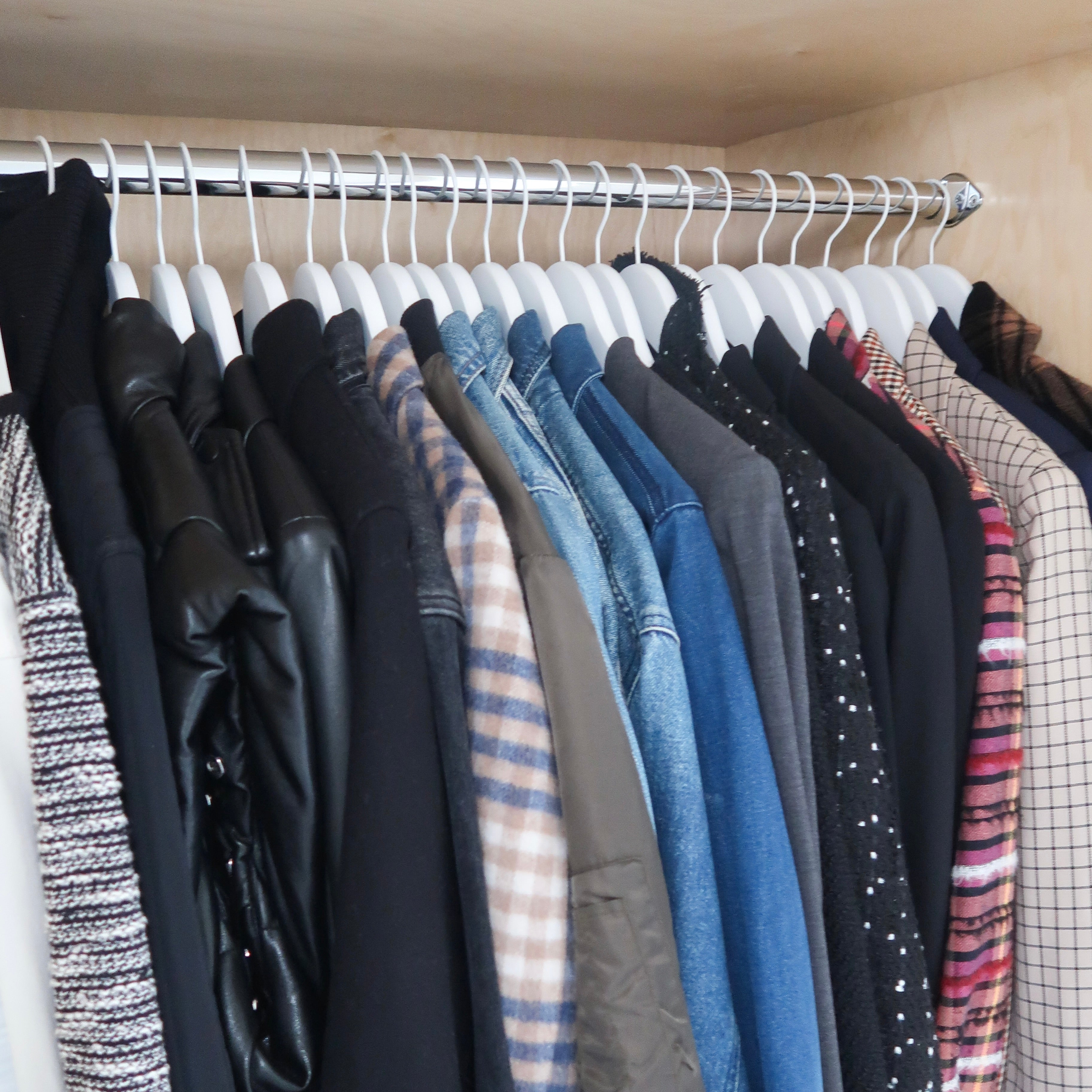 Japandi Shirt Hanger、mySite、gigharbornorthrealestate