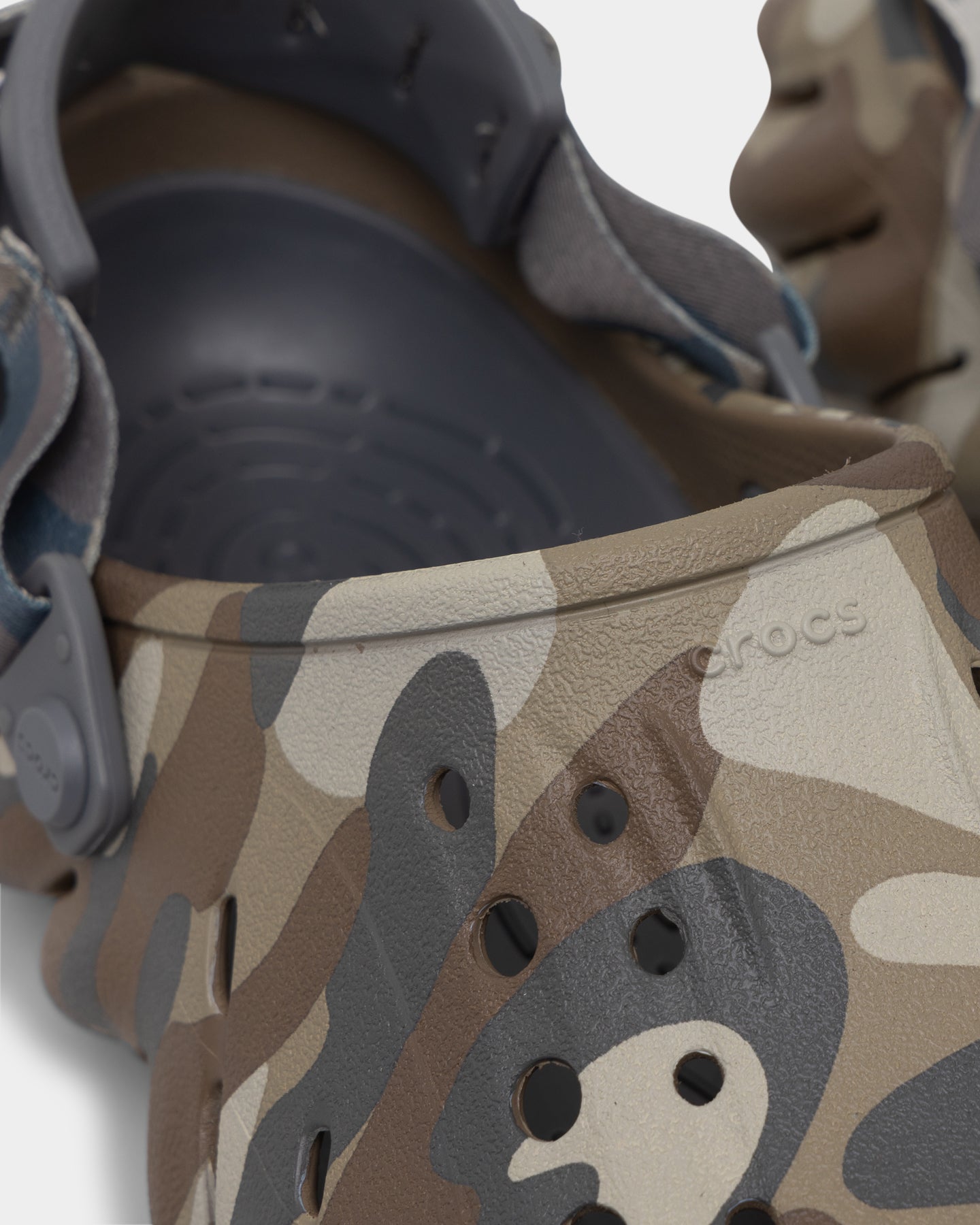 Crocs Echo Camo Redux Clog Charcoal、mySite、zt4zffjzw