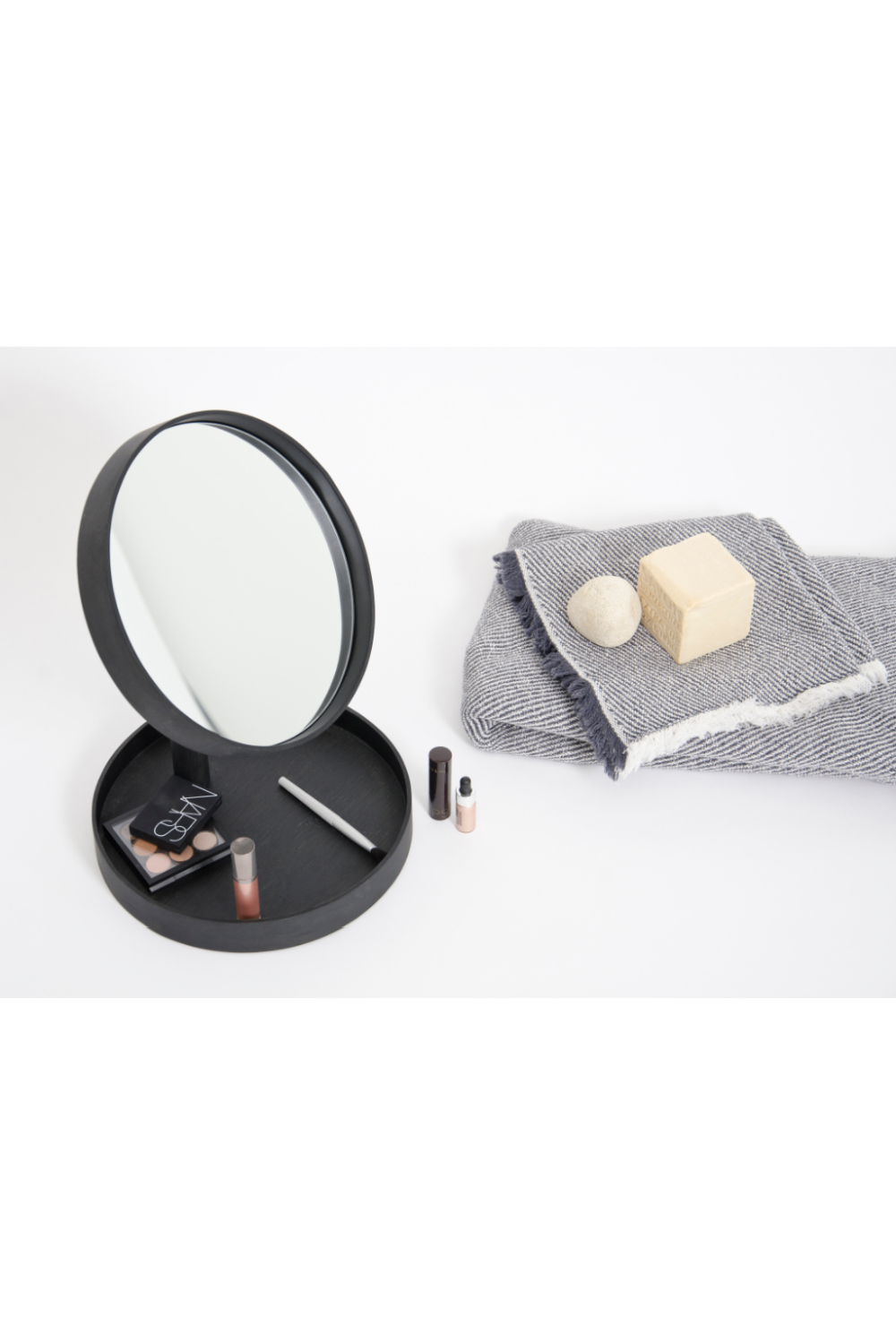 Oak Magnifying Vanity Mirror with Storage Tray | Wireworks Look、mySite、neckold