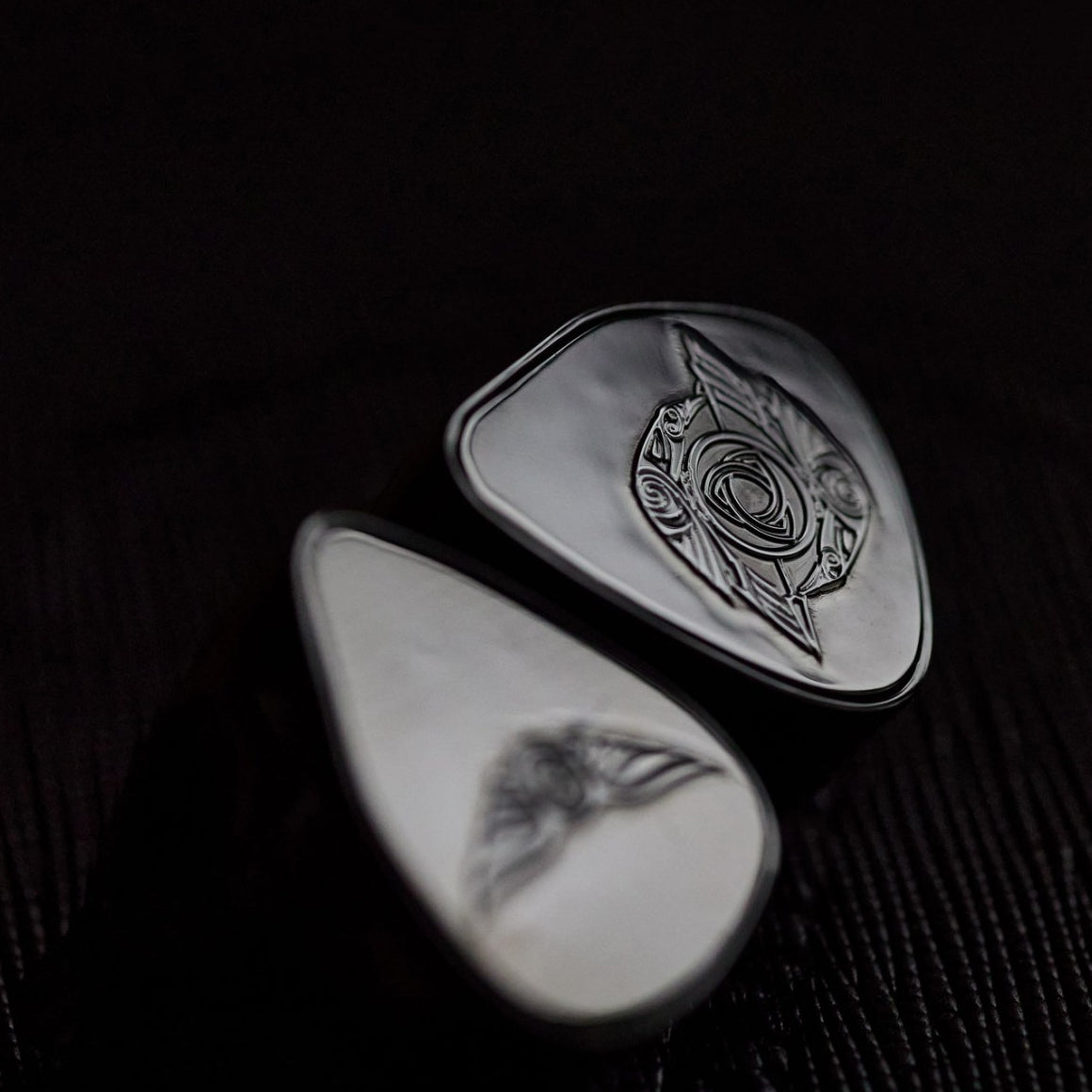  Empire Ears - Raven Universal IEM、mySite、merchandisen