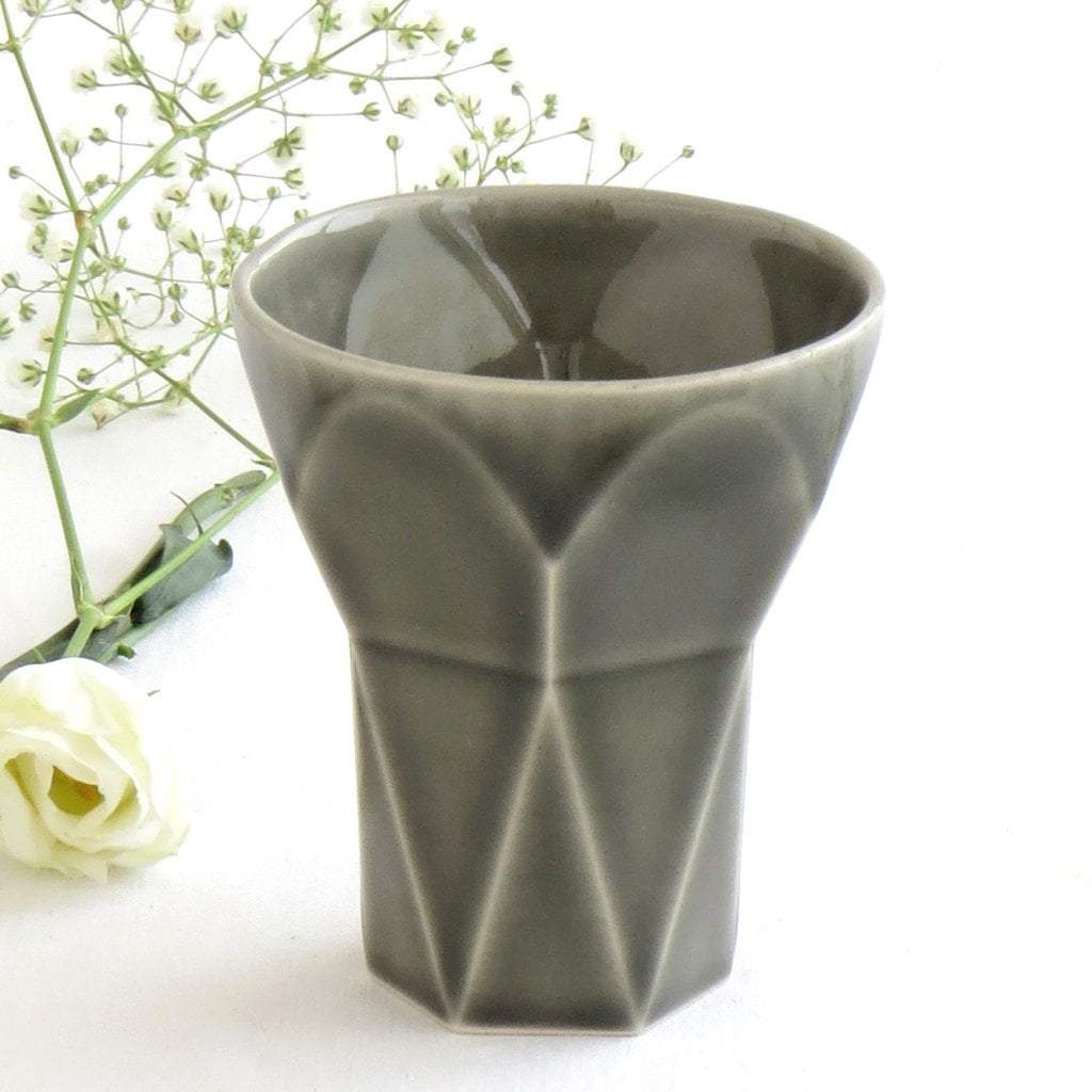 Hexagon Grey Shabbat Kiddush Cup、mySite、topwebapps