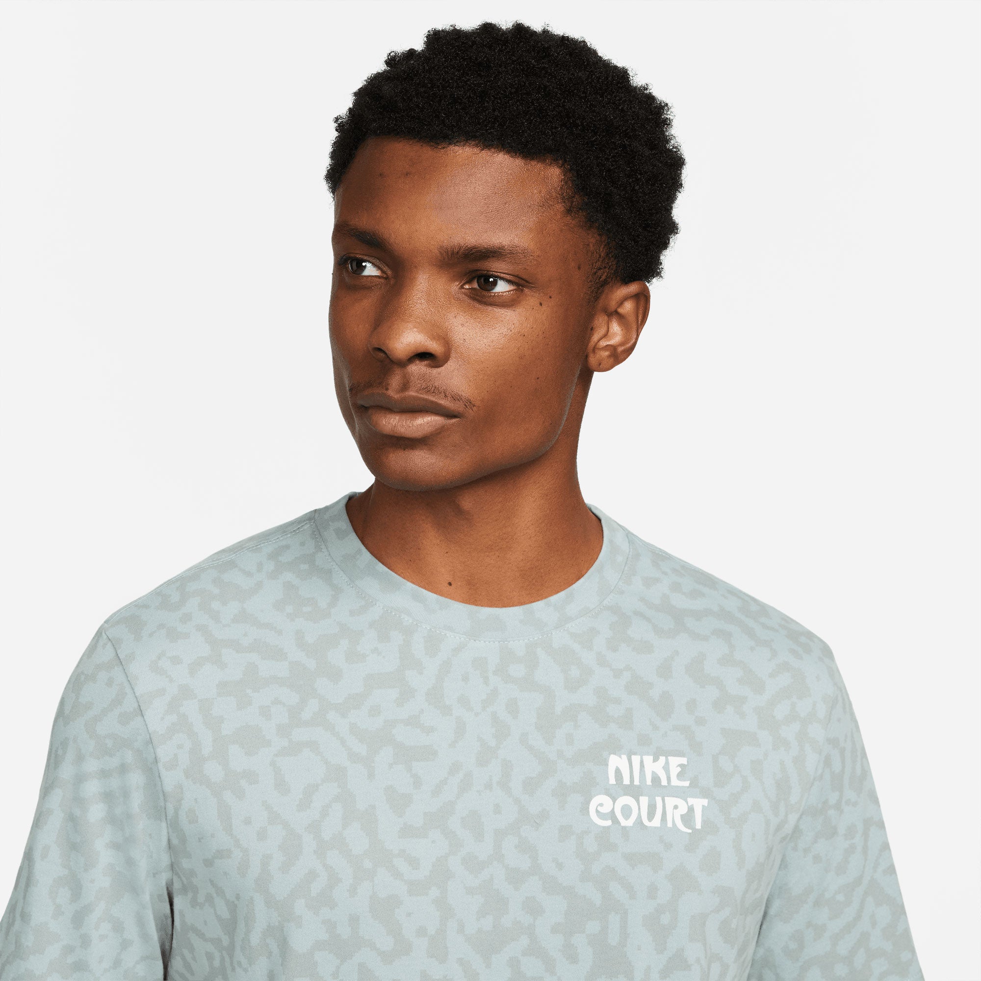 NikeCourt Dri-FIT Slam Paris Men's Tennis T-Shirt